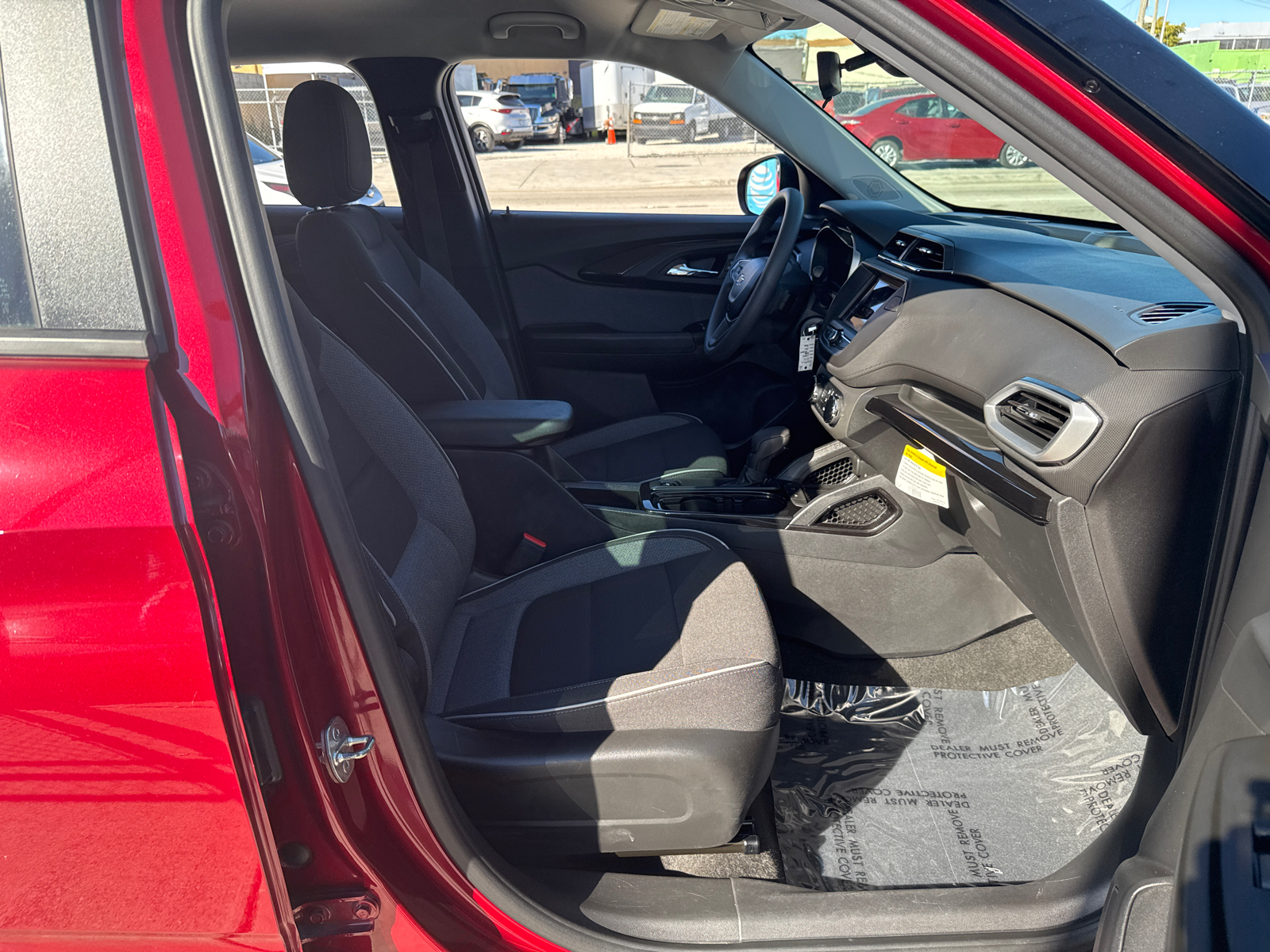 2021 Chevrolet TrailBlazer LS 32