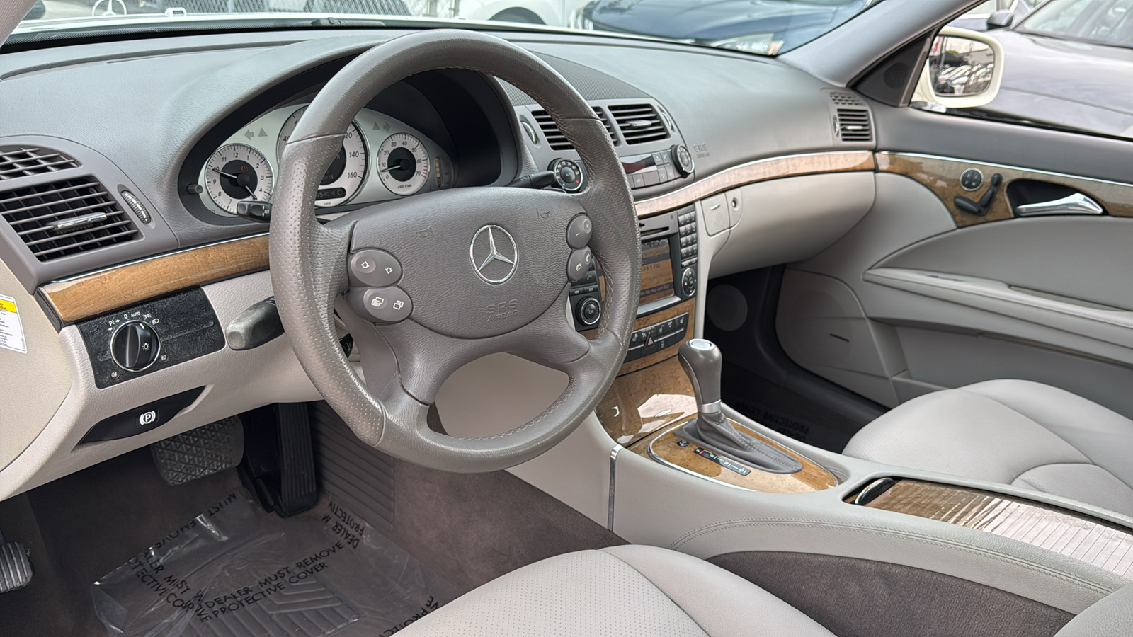 2009 Mercedes-Benz E-Class E 350 17