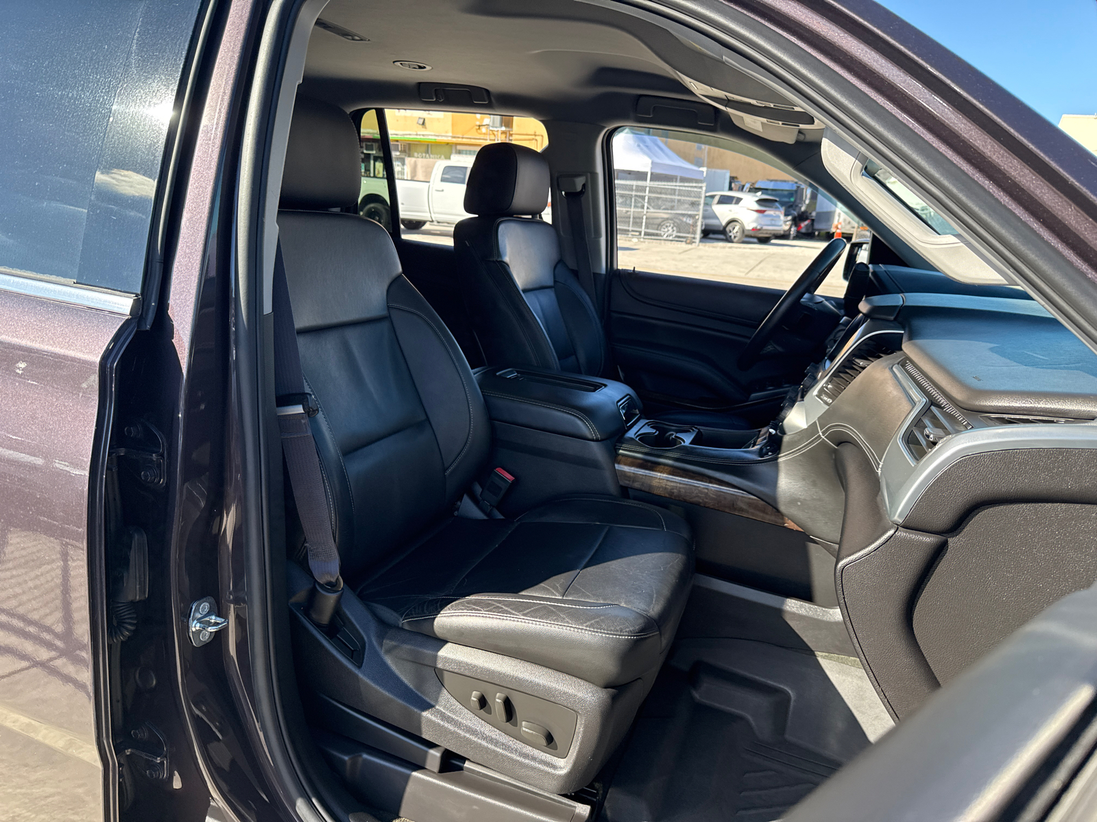 2015 Chevrolet Tahoe LT 35