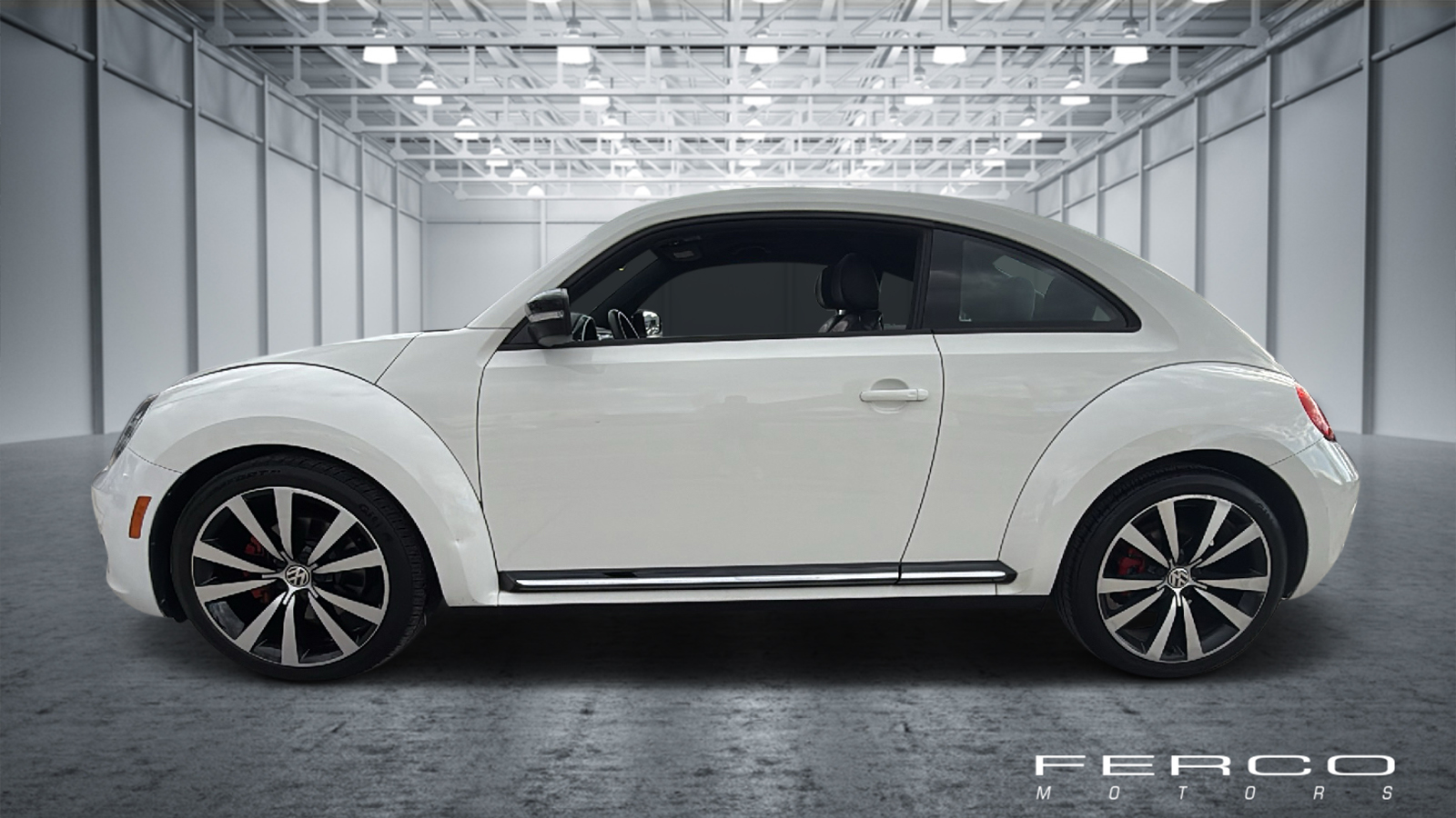 2013 Volkswagen Beetle 2.0 TSi 2