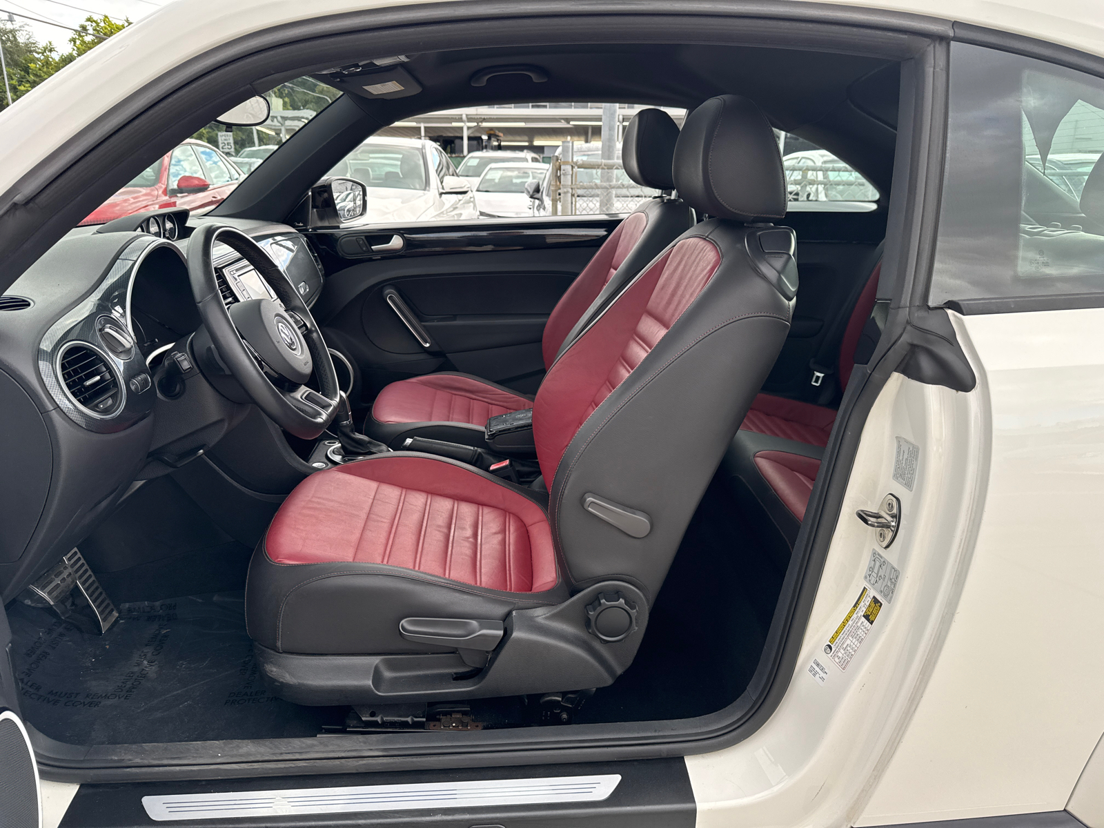 2013 Volkswagen Beetle 2.0 TSi 15