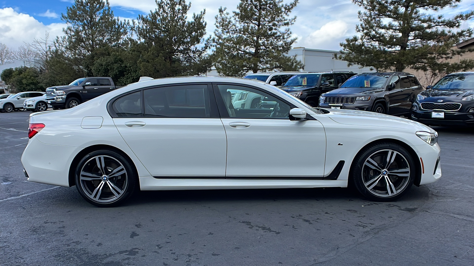 2016 BMW 7 Series 740i 4