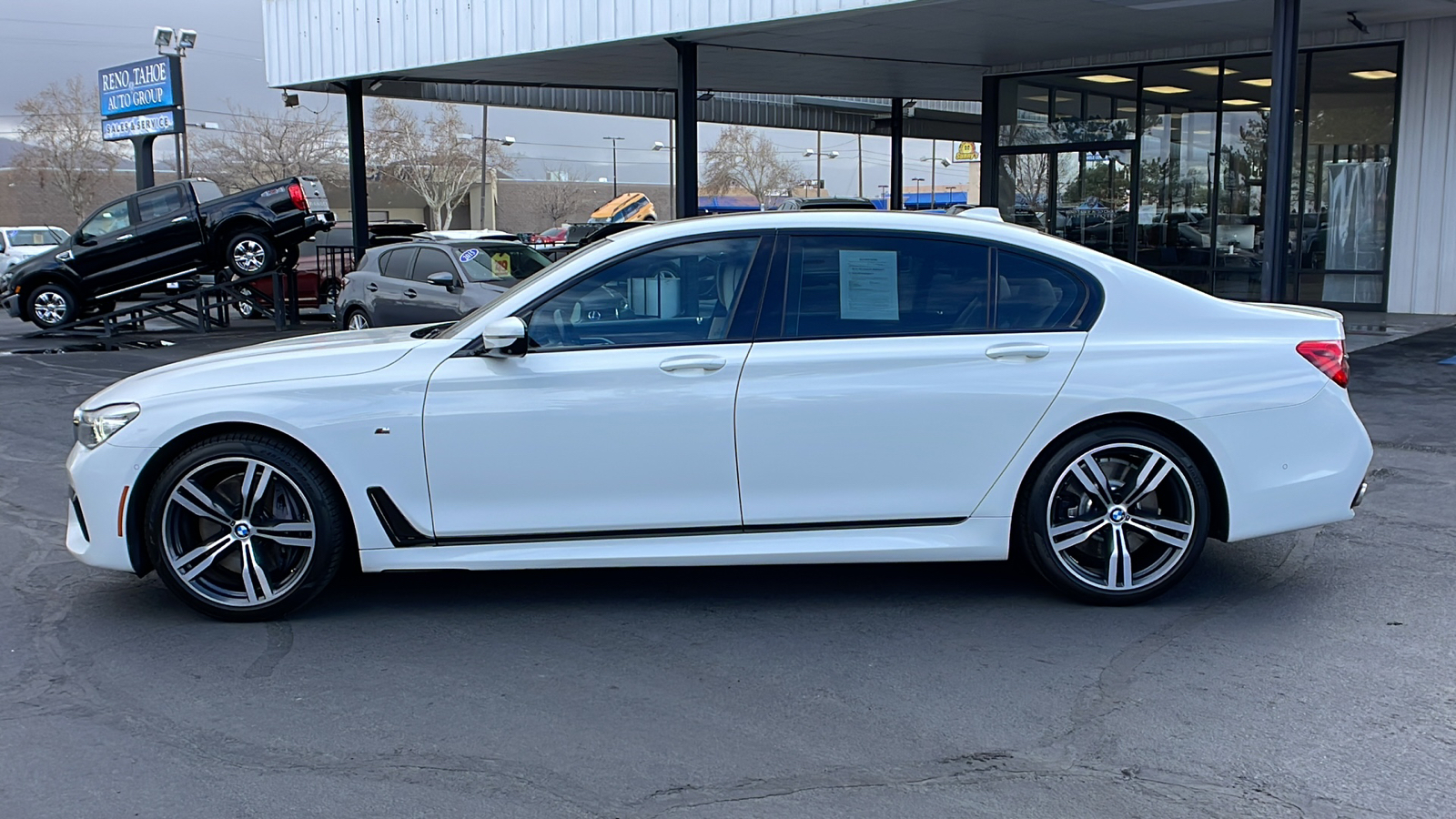 2016 BMW 7 Series 740i 8