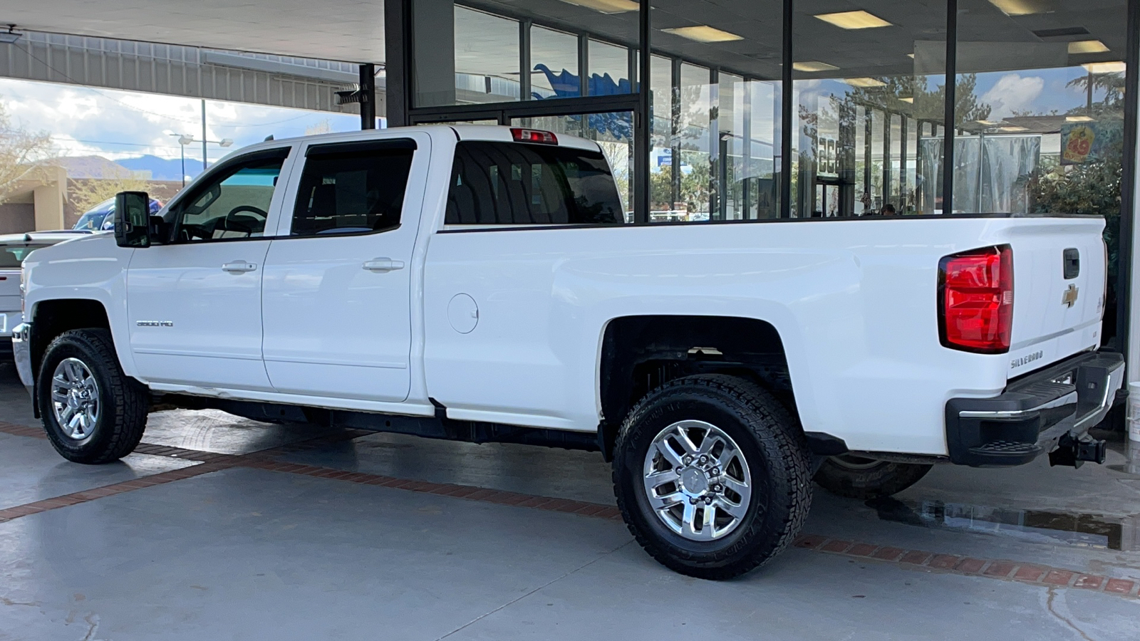 2016 Chevrolet Silverado 3500HD LT 4WD Crew Cab 167.7 2