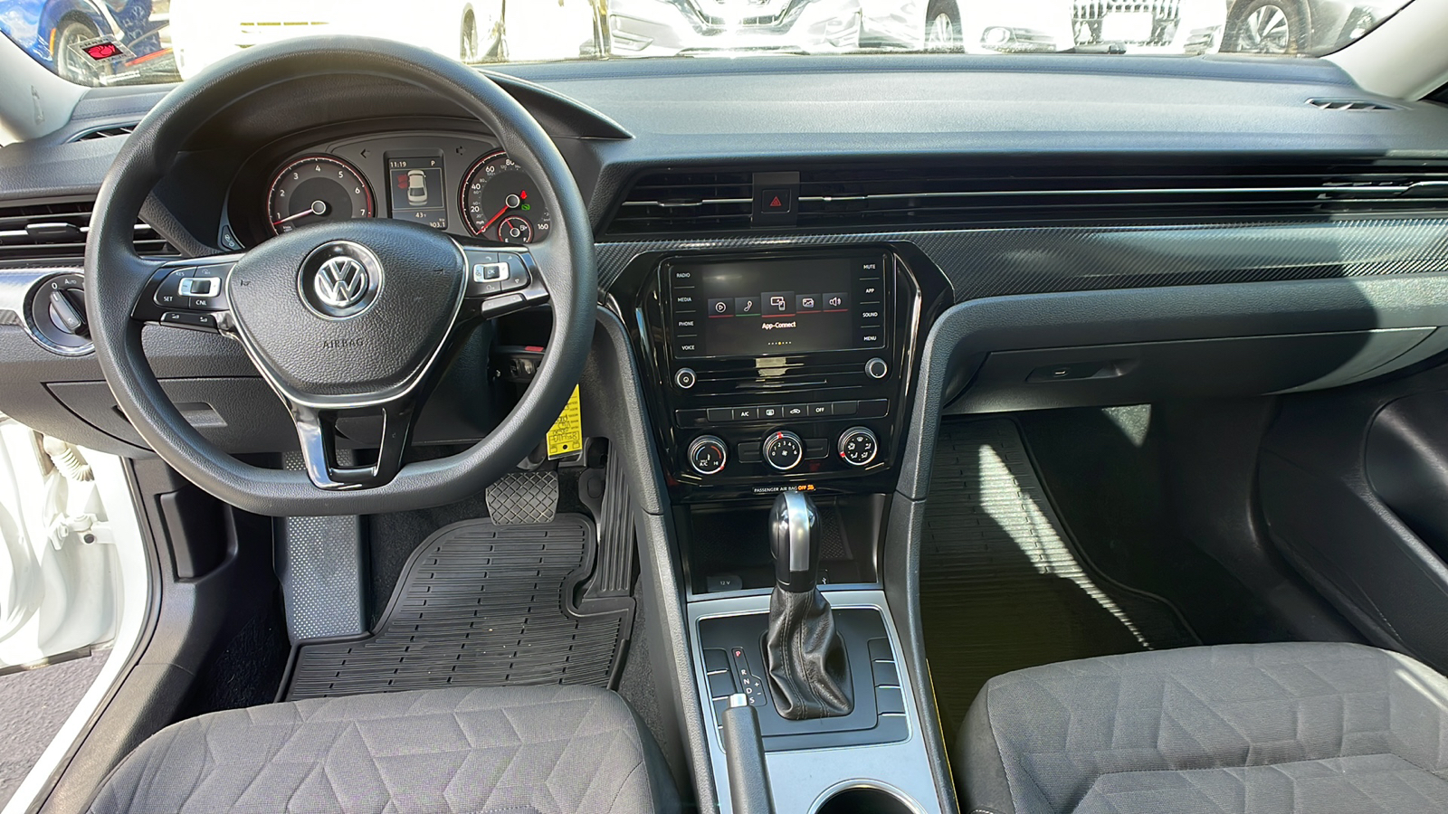 2020 Volkswagen Passat 2.0T S 13