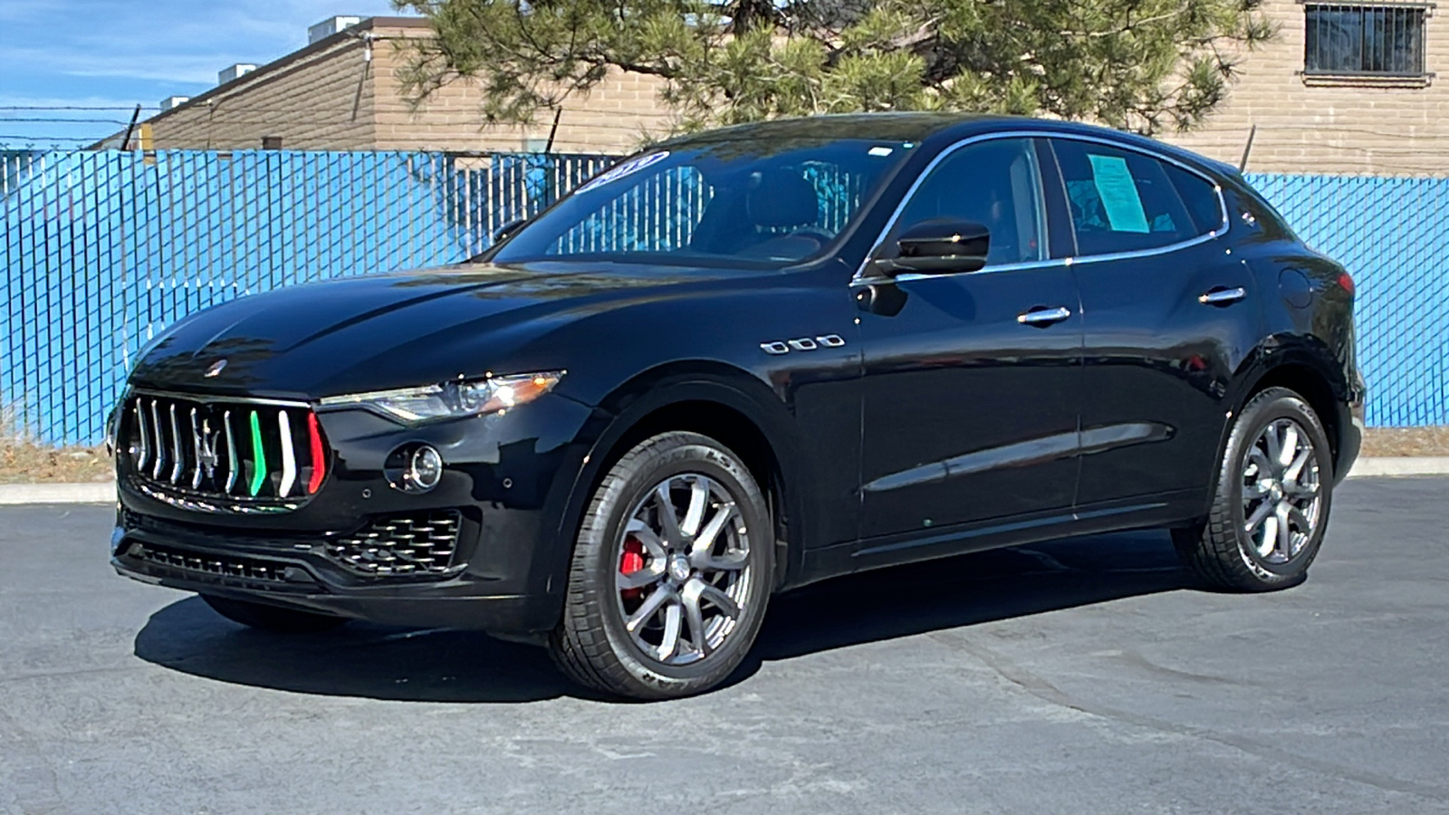 2019 Maserati Levante  1