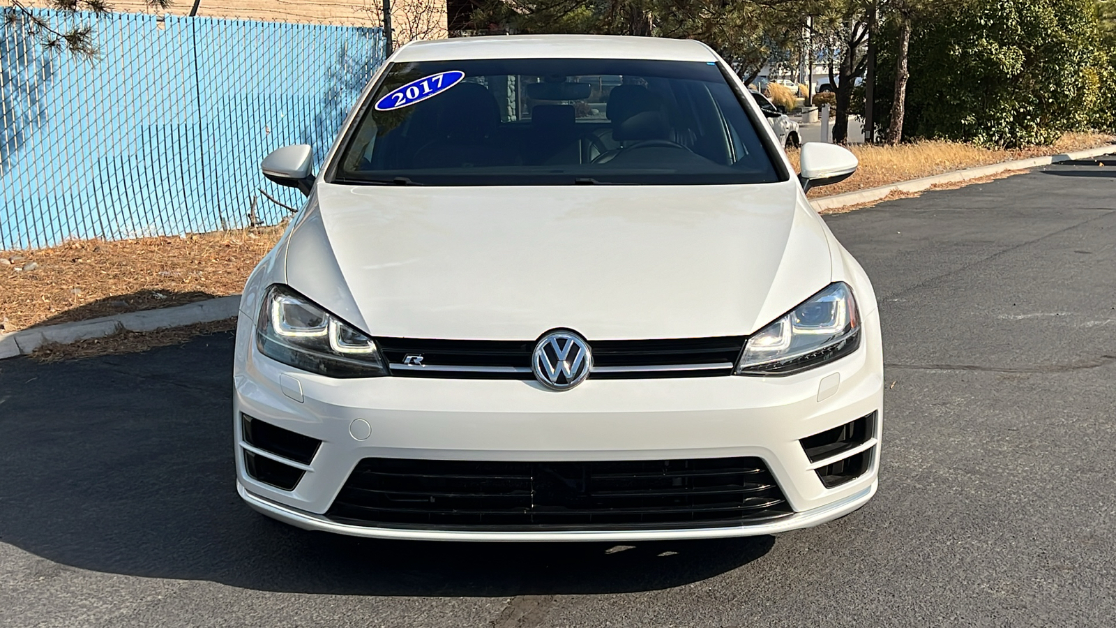 2017 Volkswagen Golf R  2