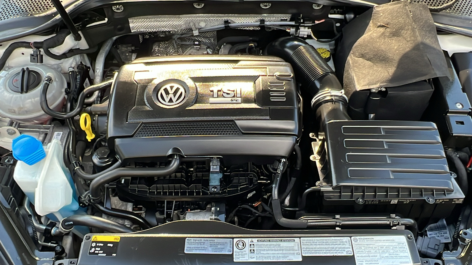 2017 Volkswagen Golf R  29