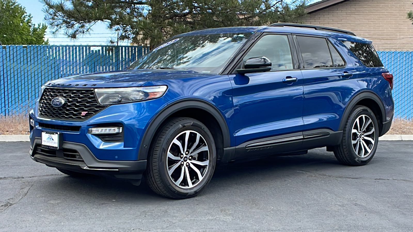 2021 Ford Explorer ST 1