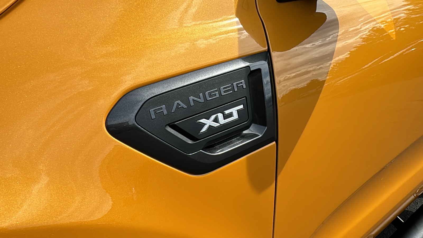 2022 Ford Ranger XLT 4WD SuperCrew 5 Box 29