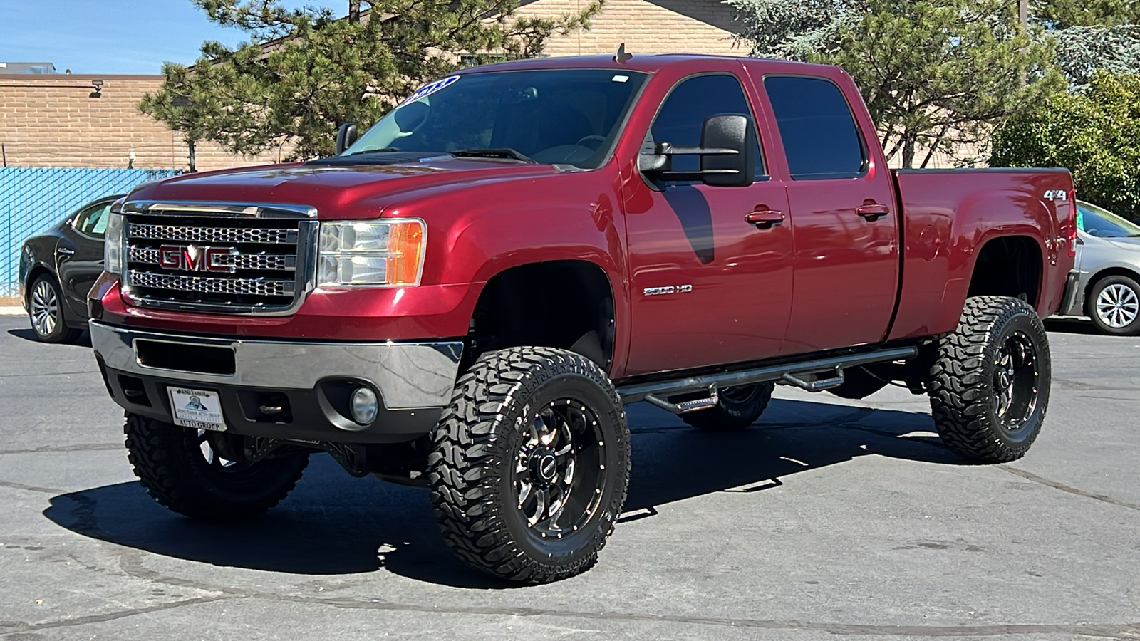 2013 GMC Sierra 2500HD SLT 4WD Crew Cab 153.7 1