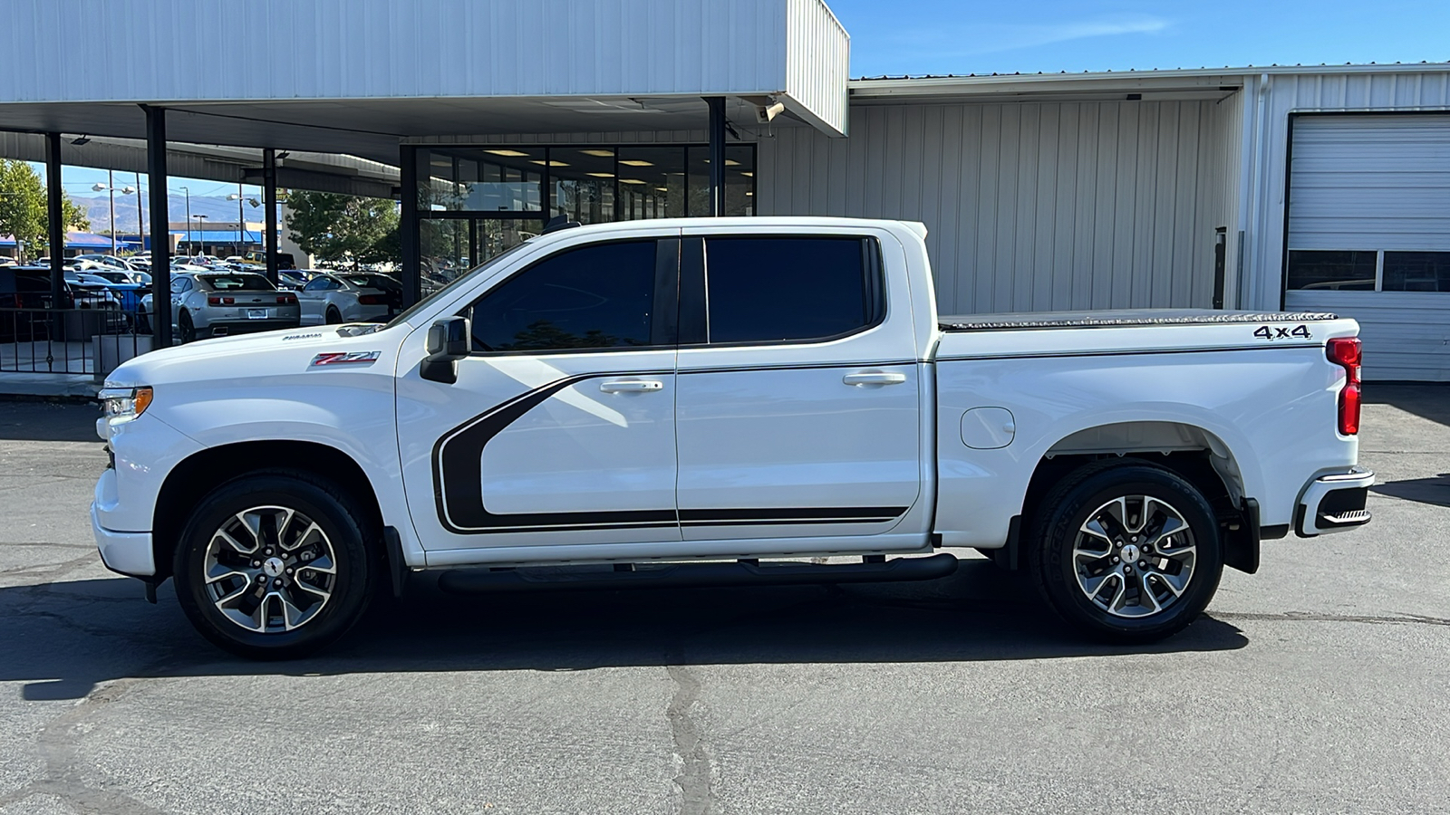 2022 Chevrolet Silverado 1500 RST 4WD Crew Cab 147 8