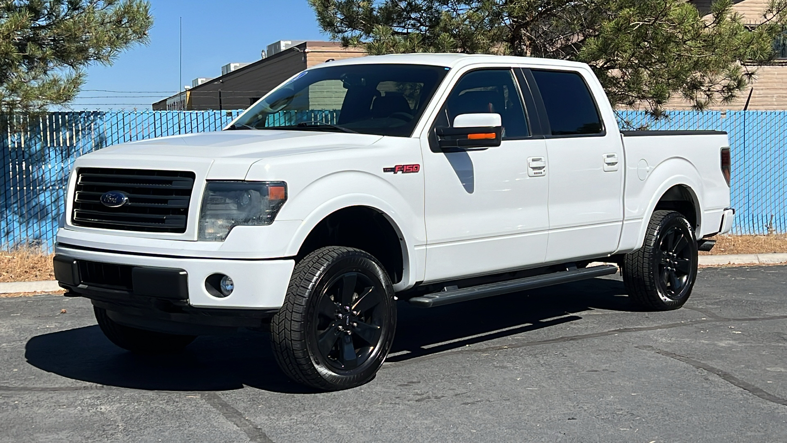 2014 Ford F-150 FX4 4WD SuperCrew 145 1