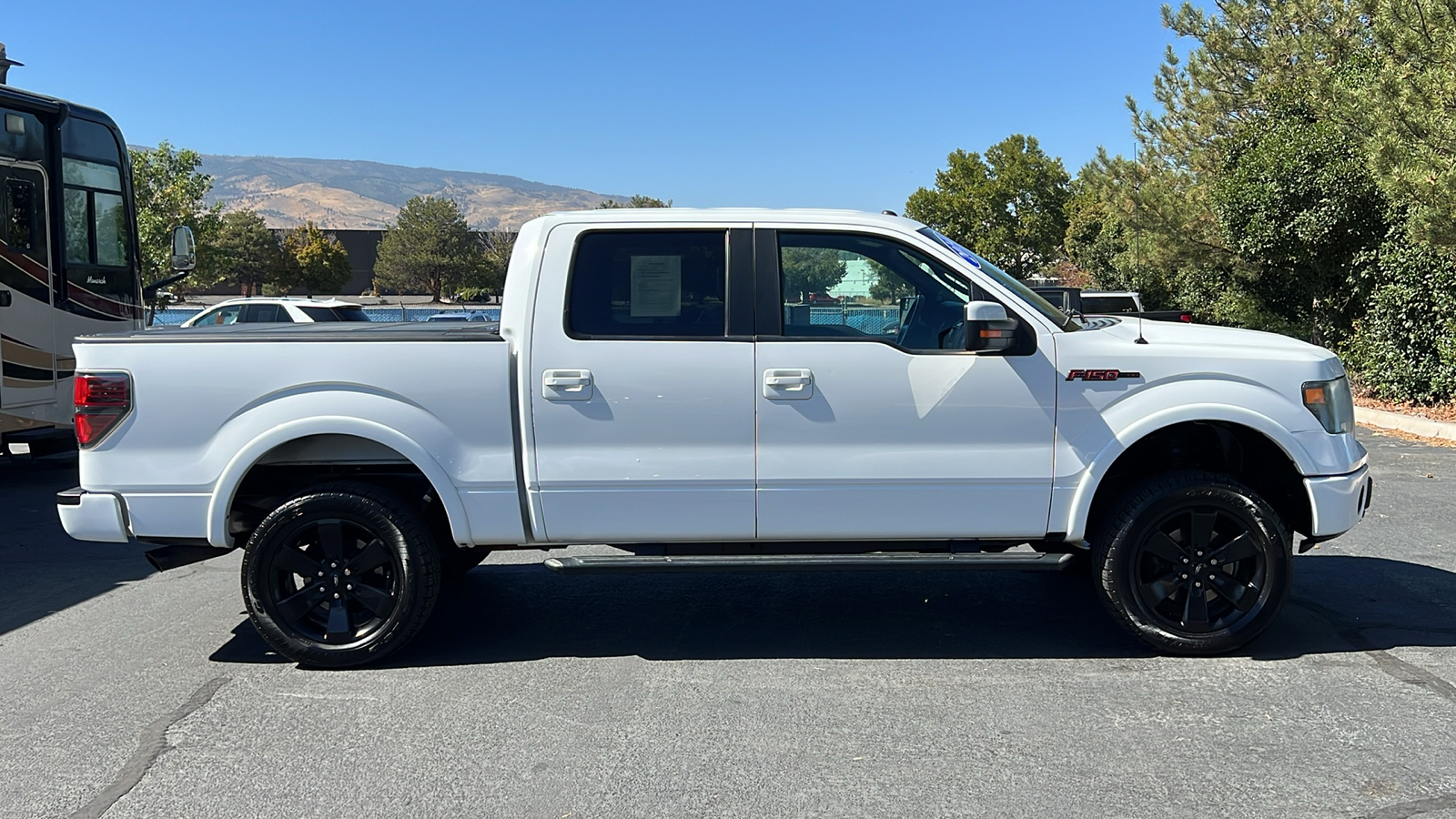 2014 Ford F-150 FX4 4WD SuperCrew 145 4