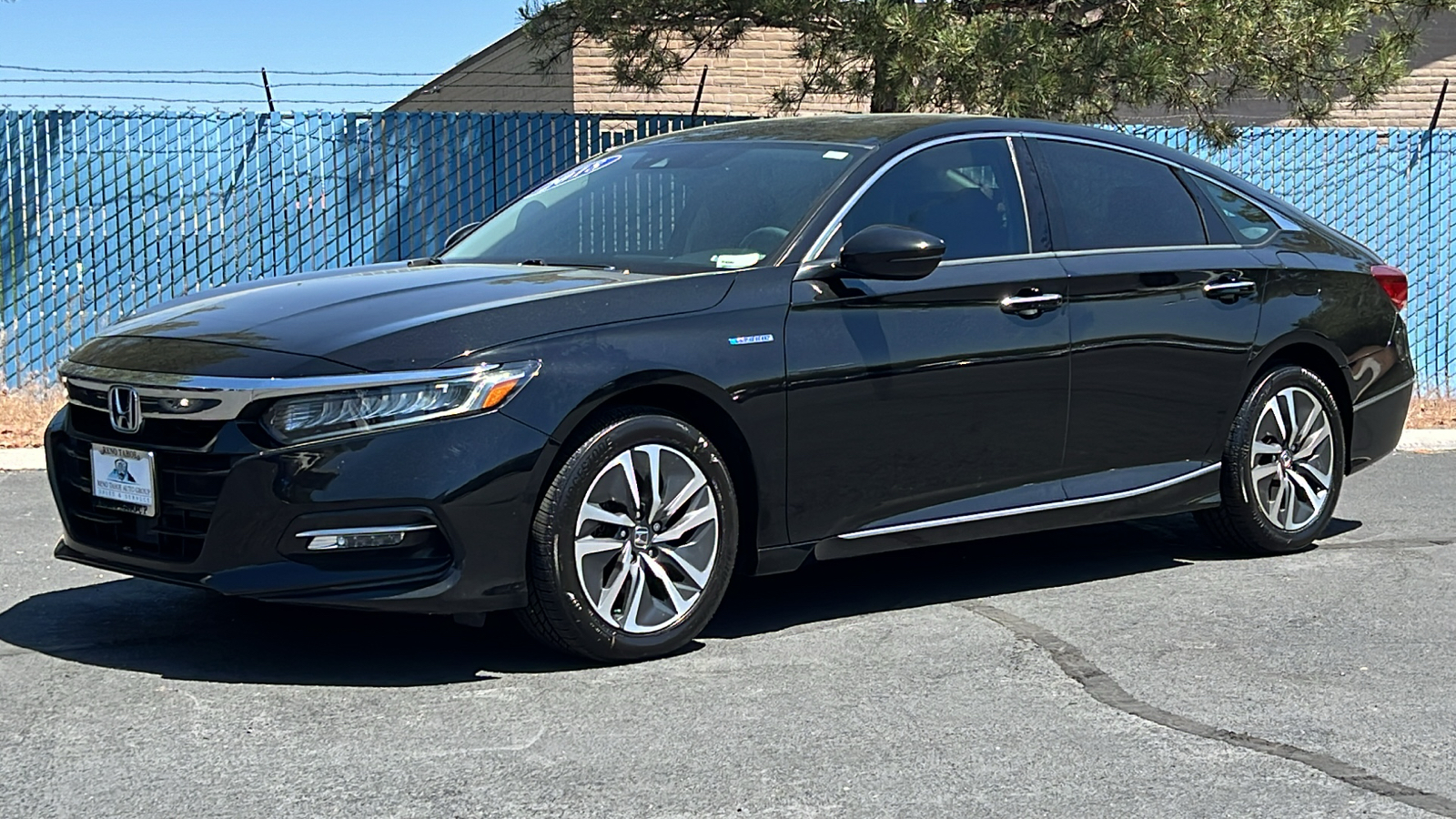 2018 Honda Accord Hybrid Touring 1