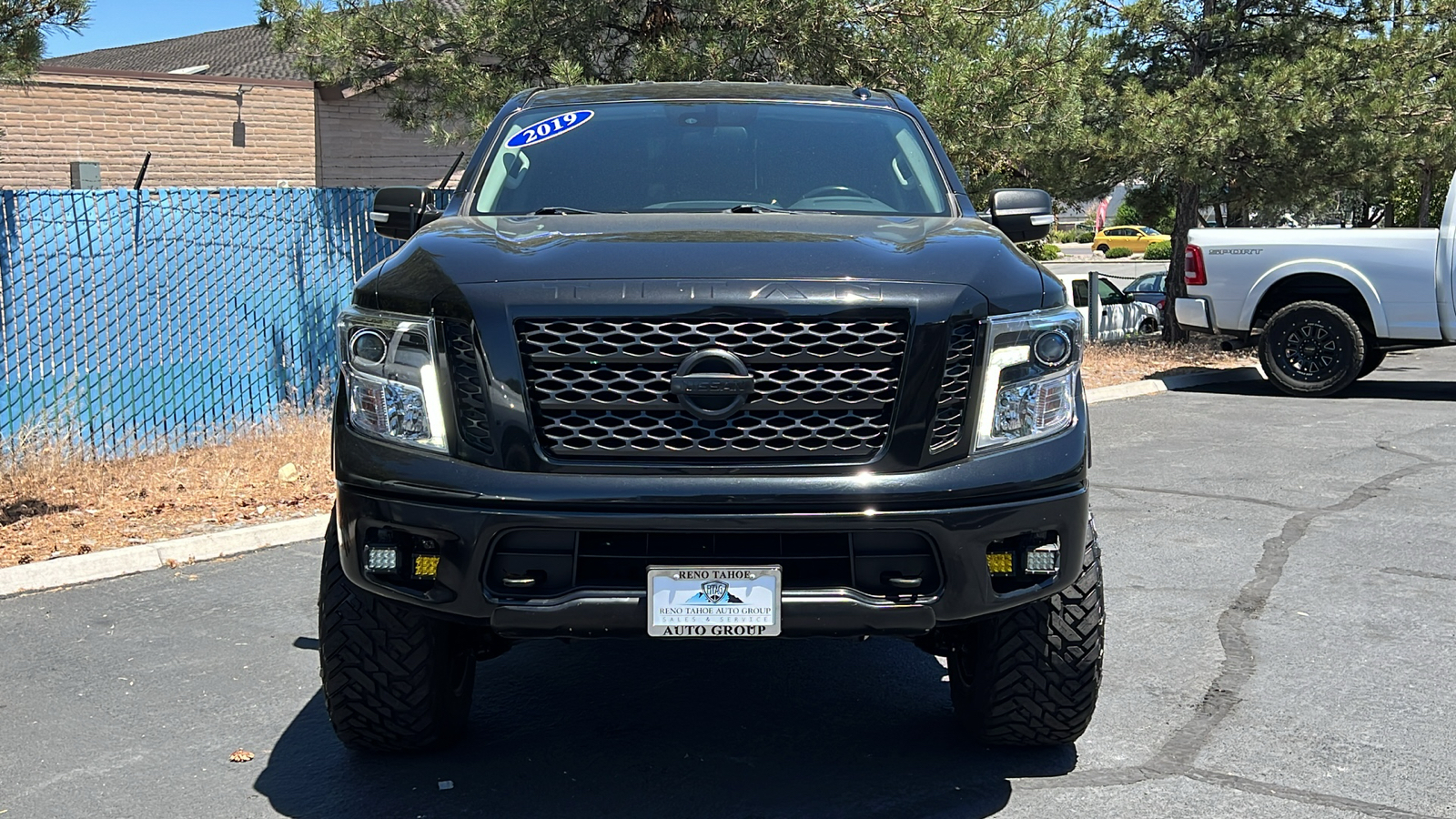 2019 Nissan Titan PRO-4X 4x4 Crew Cab 2