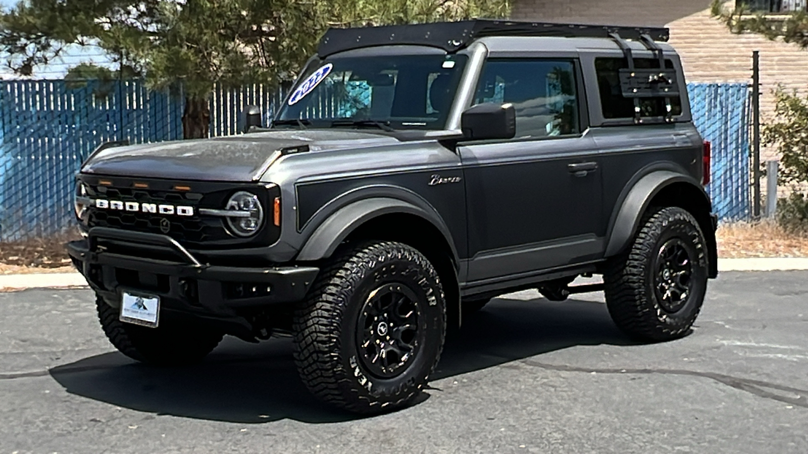 2022 Ford Bronco Black Diamond 1