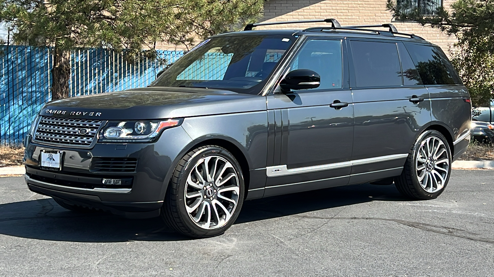 2017 Land Rover Range Rover  1