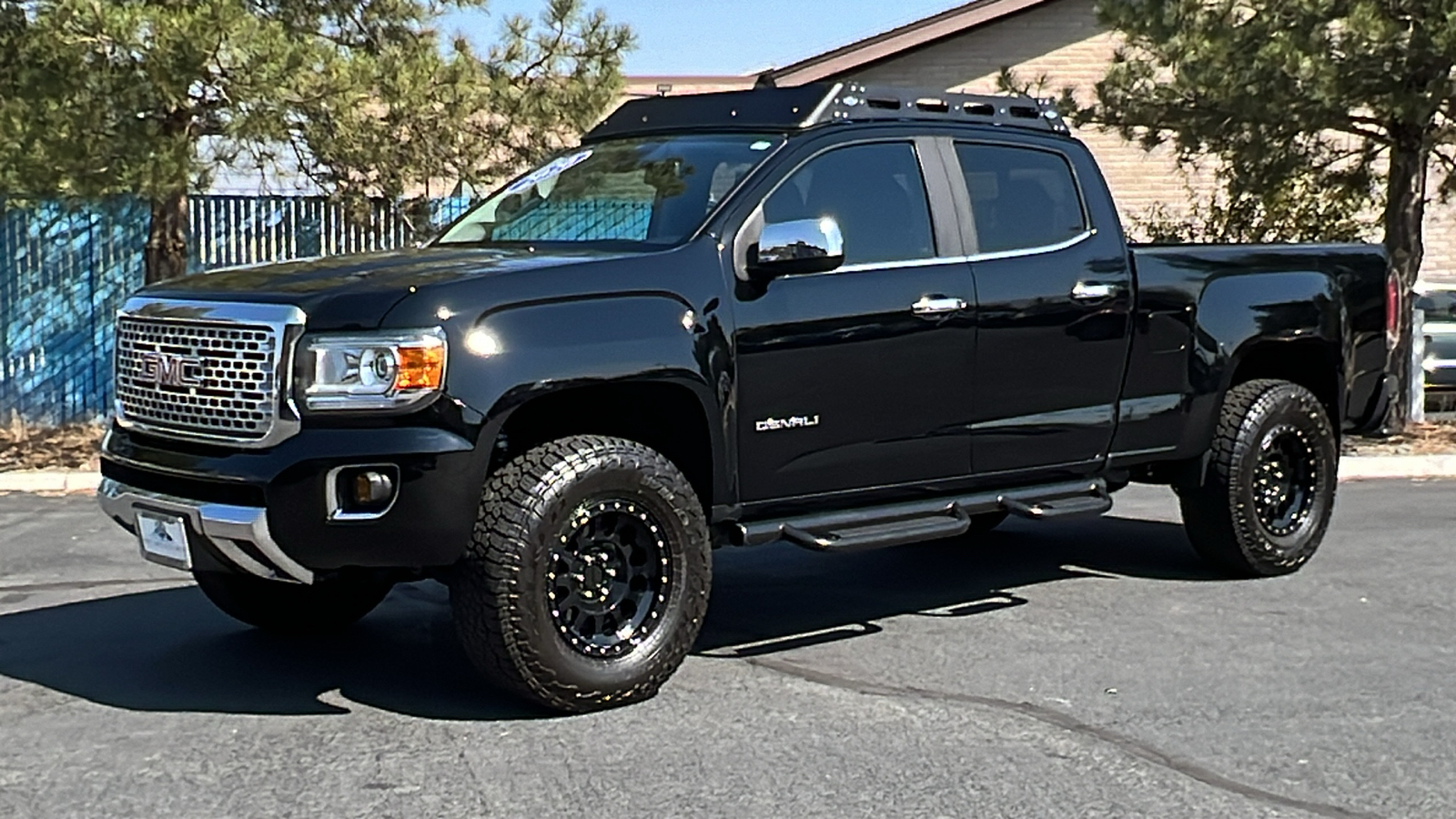 2020 GMC Canyon 4WD Denali Crew Cab 141 1