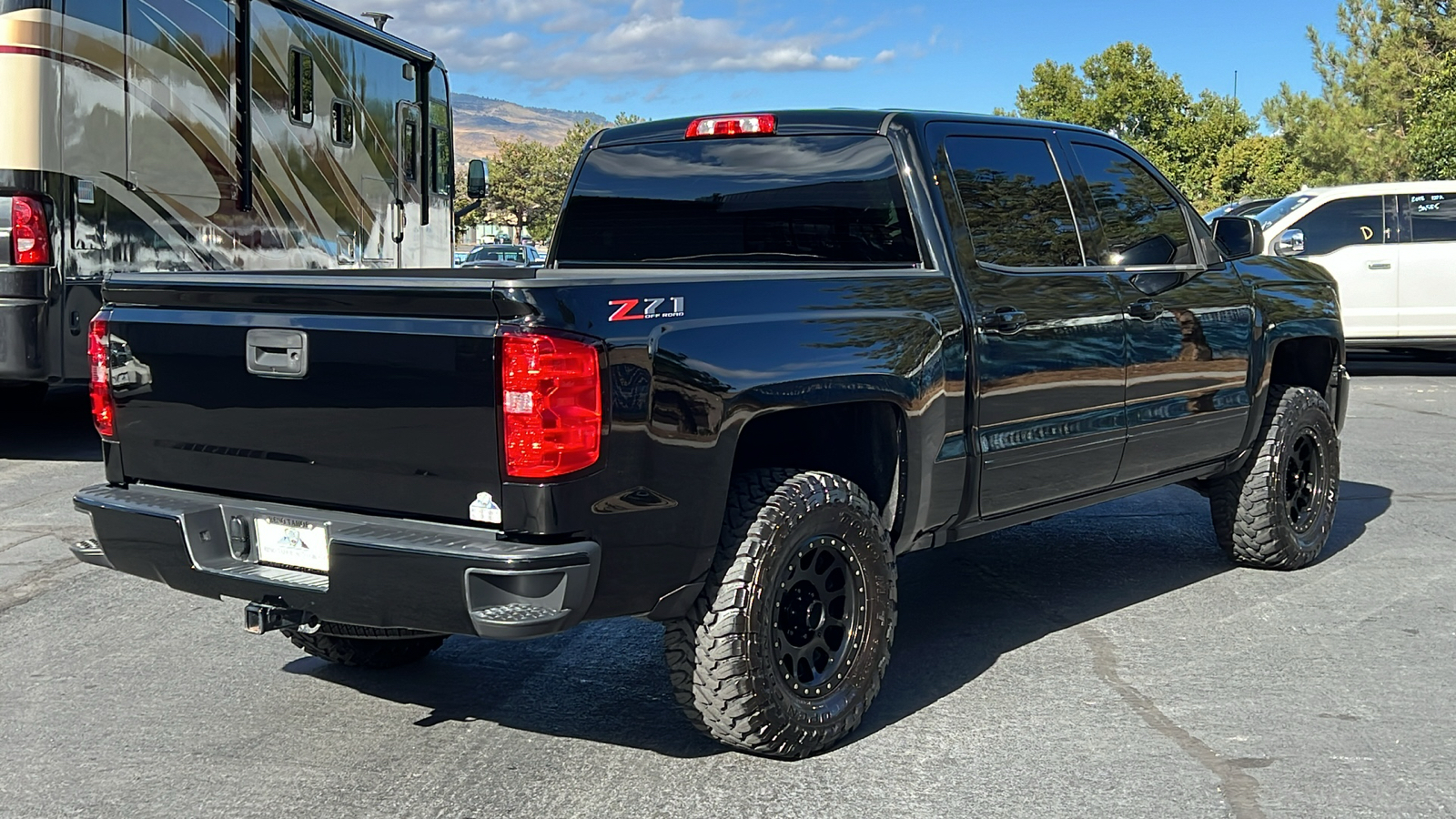 2018 Chevrolet Silverado 1500 LT 4WD Crew Cab 143.5 5