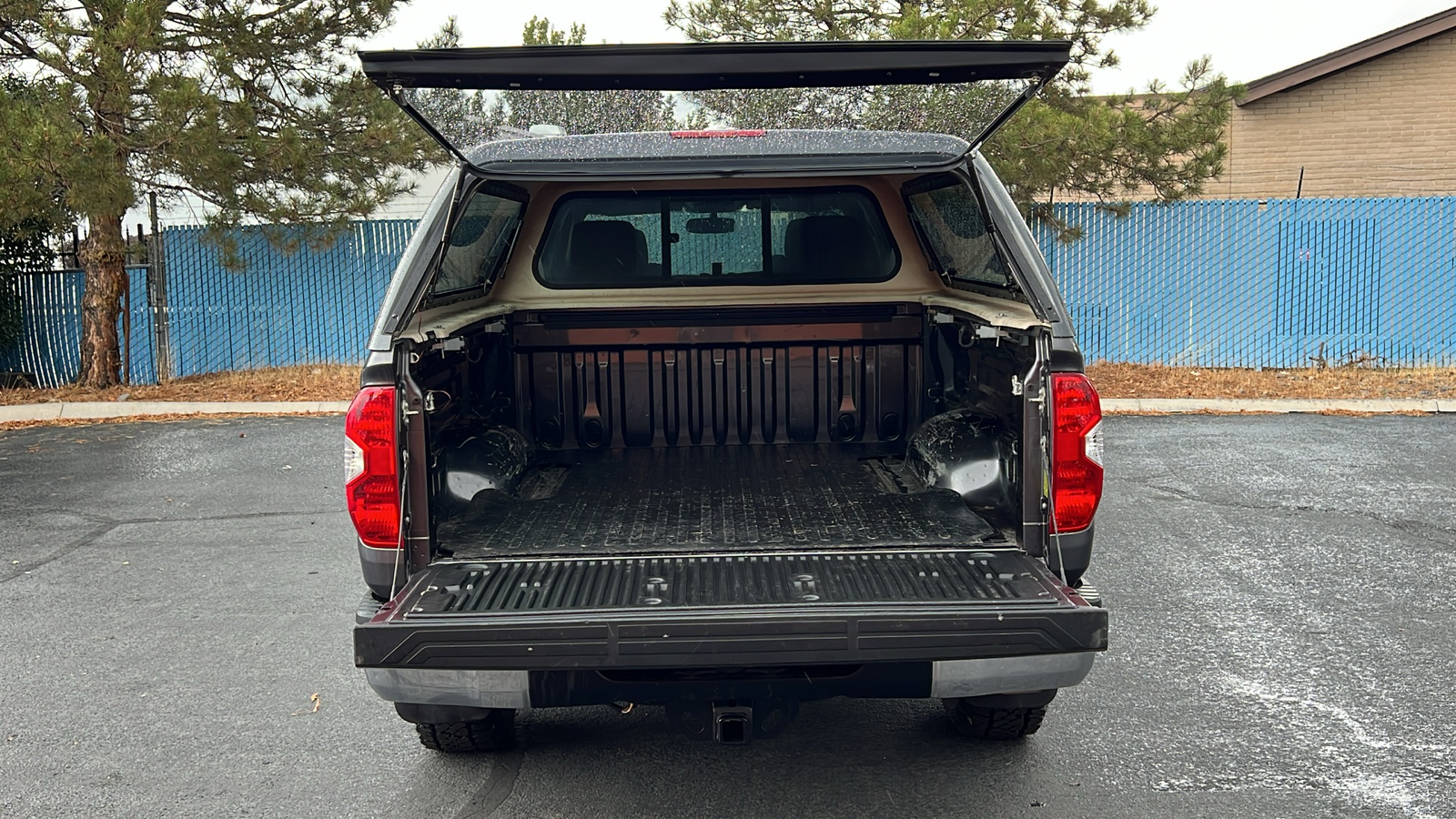 2014 Toyota Tundra SR5 Double Cab 5.7L V8 6-Spd AT 11