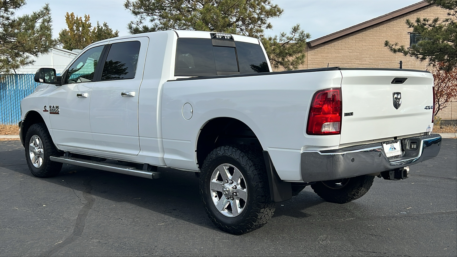 2014 Ram 2500 SLT 4WD Mega Cab 160.5 7