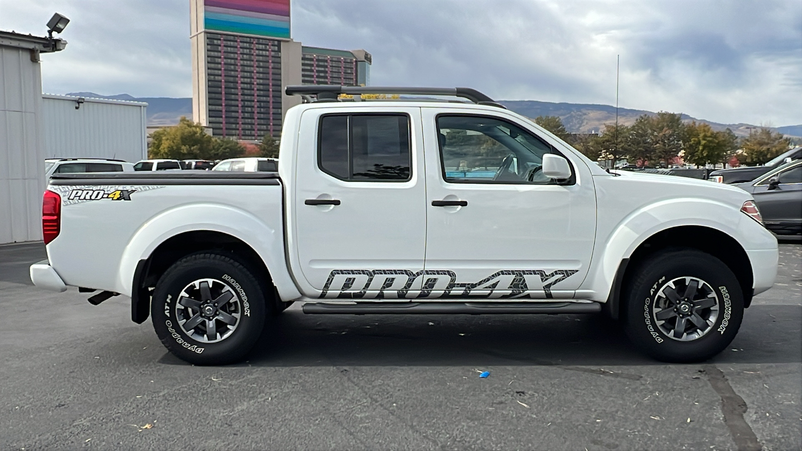 2021 Nissan Frontier PRO-4X Crew Cab 4x4 Auto 4