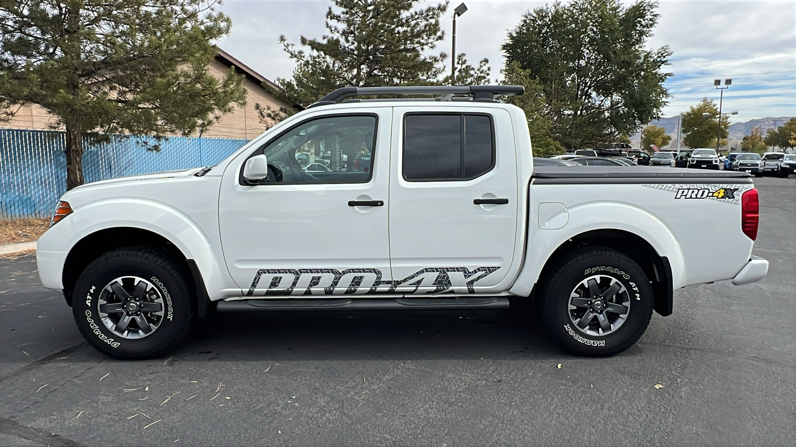 2021 Nissan Frontier PRO-4X Crew Cab 4x4 Auto 8