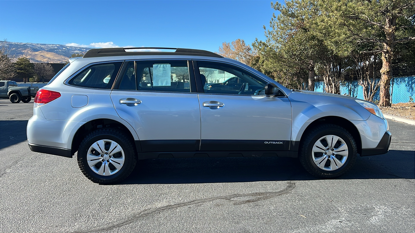 2013 Subaru Outback 2.5i 4