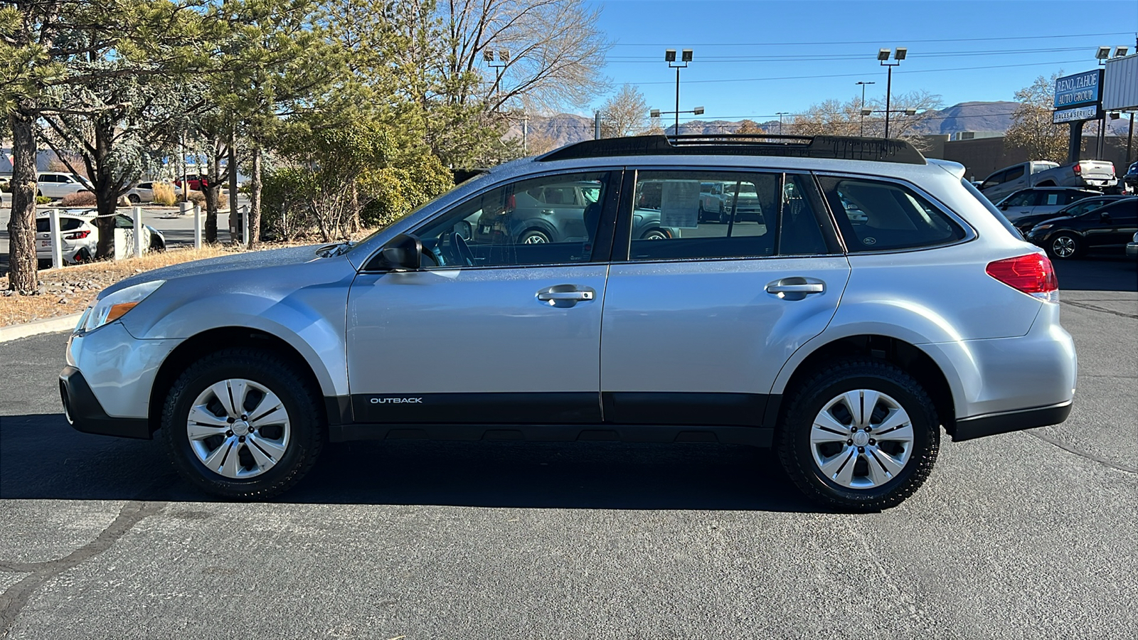 2013 Subaru Outback 2.5i 8