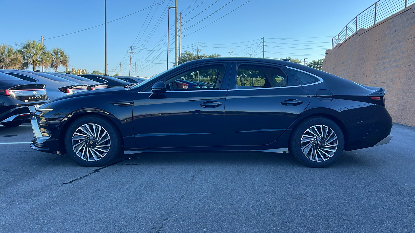 2024 Hyundai Sonata Hybrid Limited 4