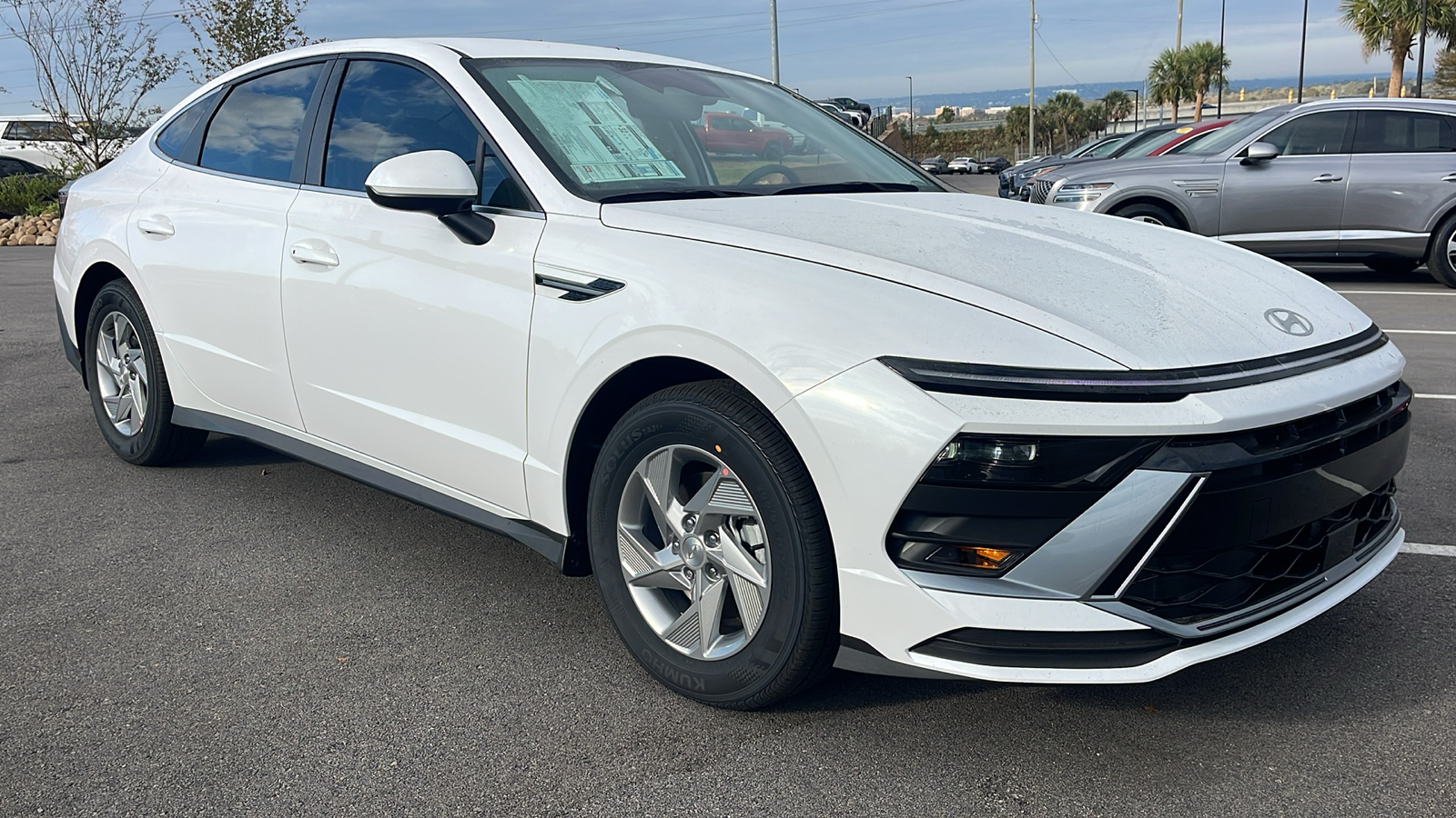 2025 Hyundai Sonata SE 1