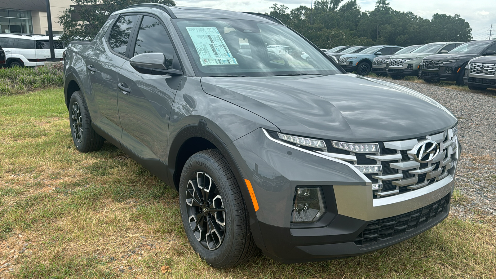 2024 Hyundai Santa Cruz SEL 1