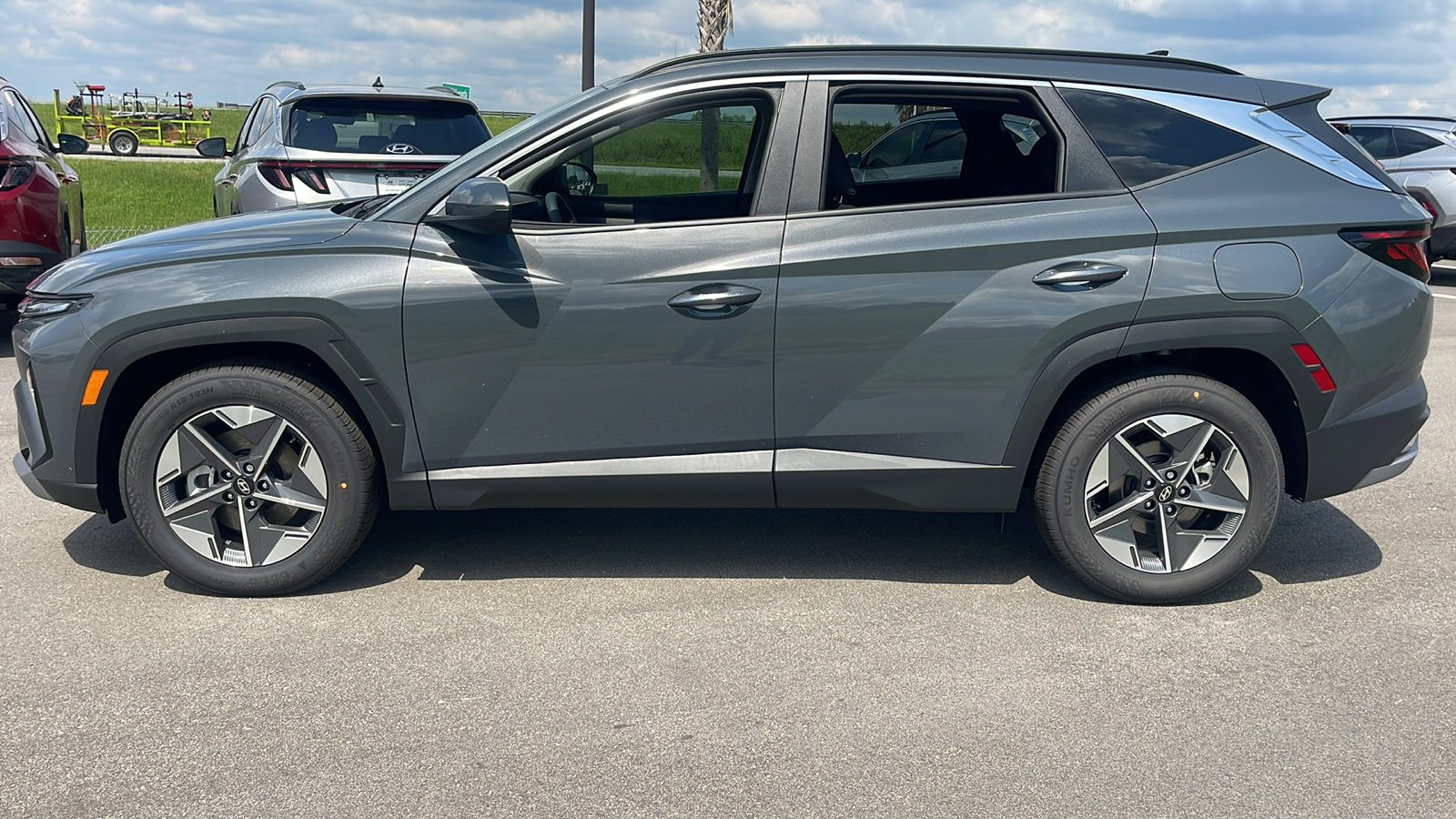 2025 Hyundai Tucson SEL 4