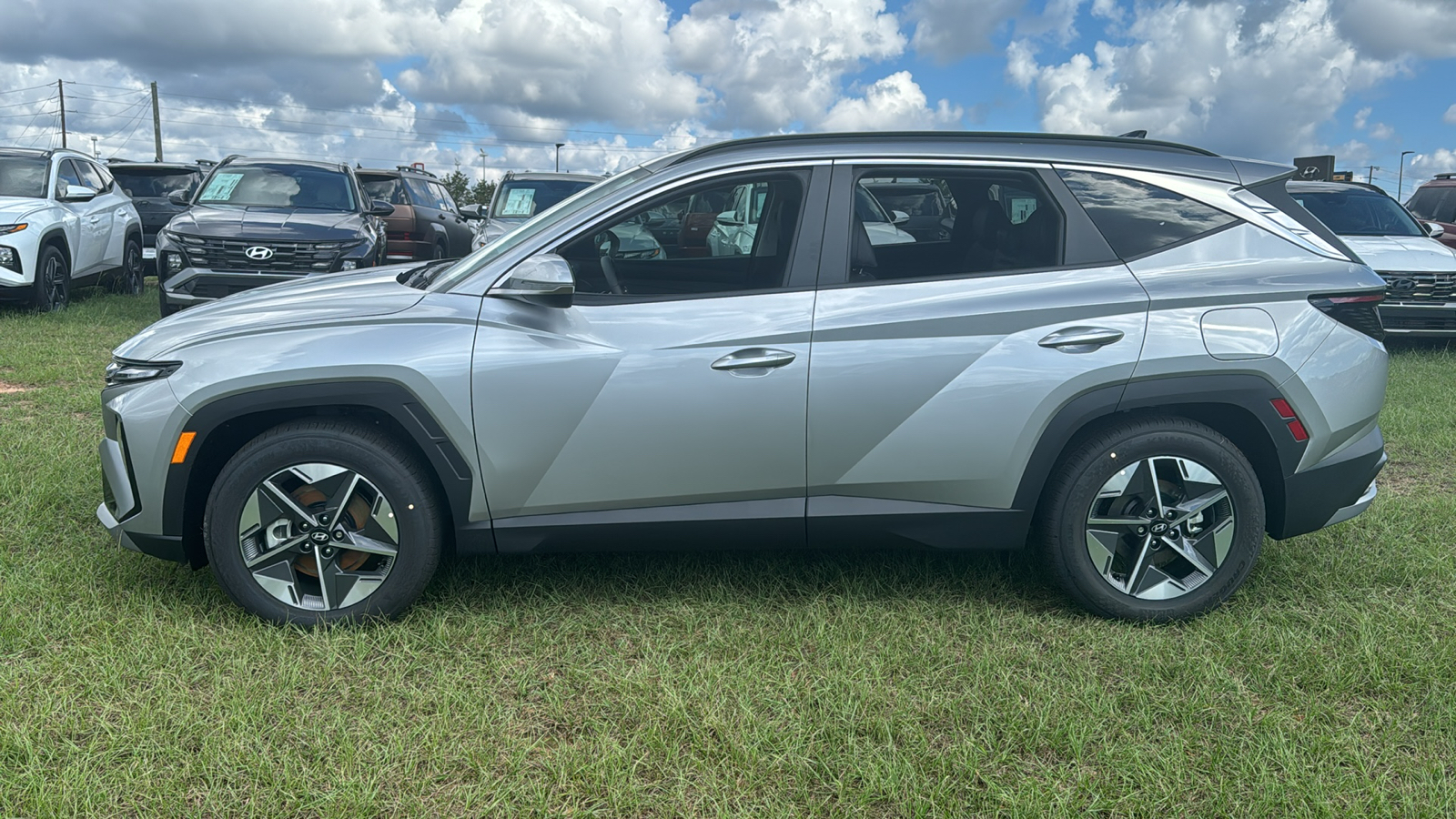 2025 Hyundai Tucson SEL 4