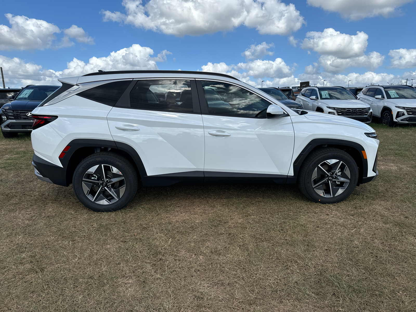 2025 Hyundai Tucson SEL 8