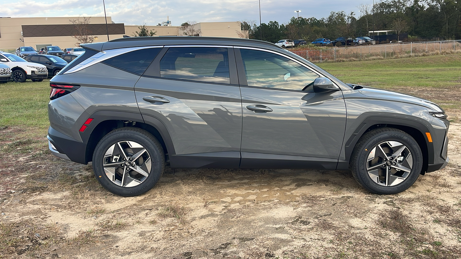 2025 Hyundai Tucson SEL 8