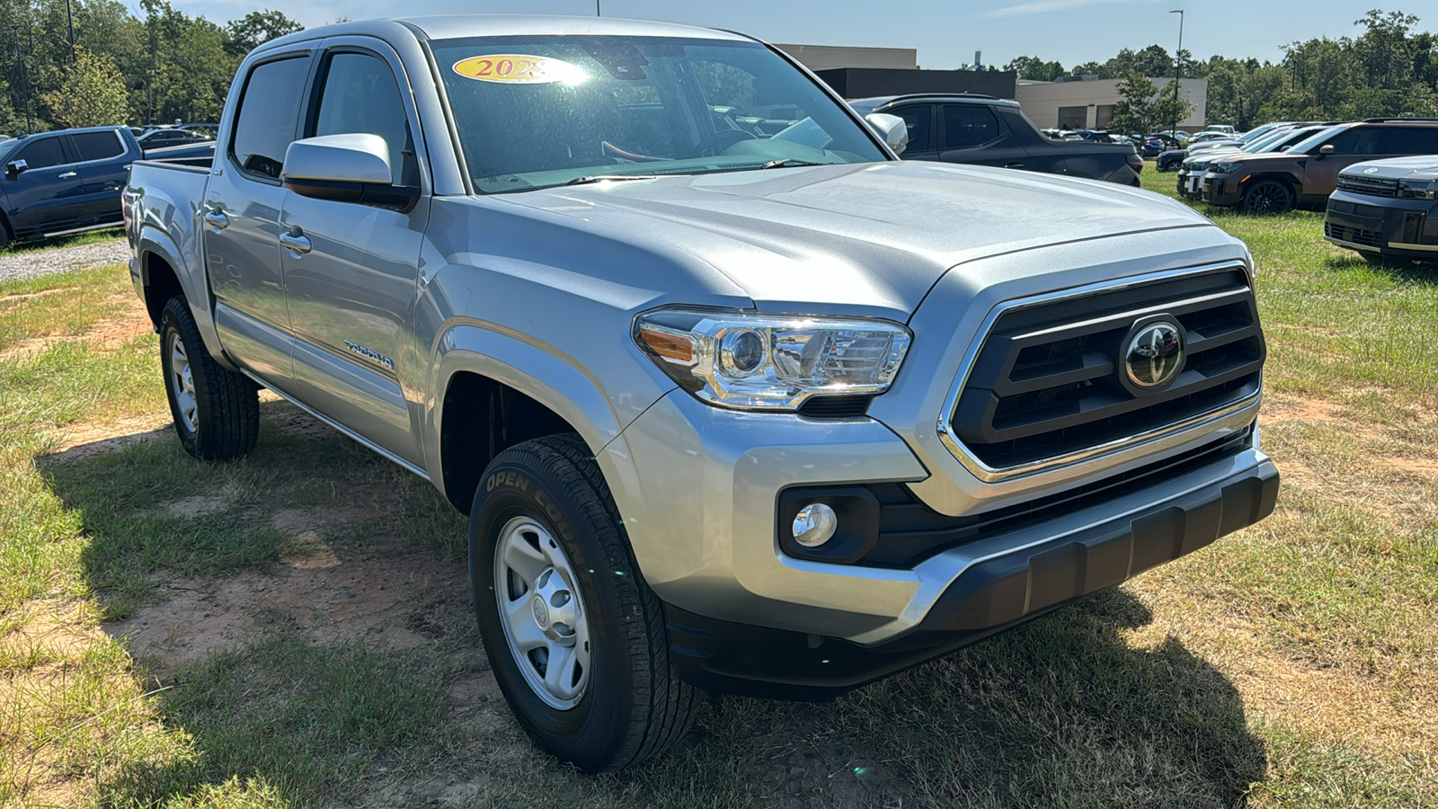 2023 Toyota Tacoma SR5 1