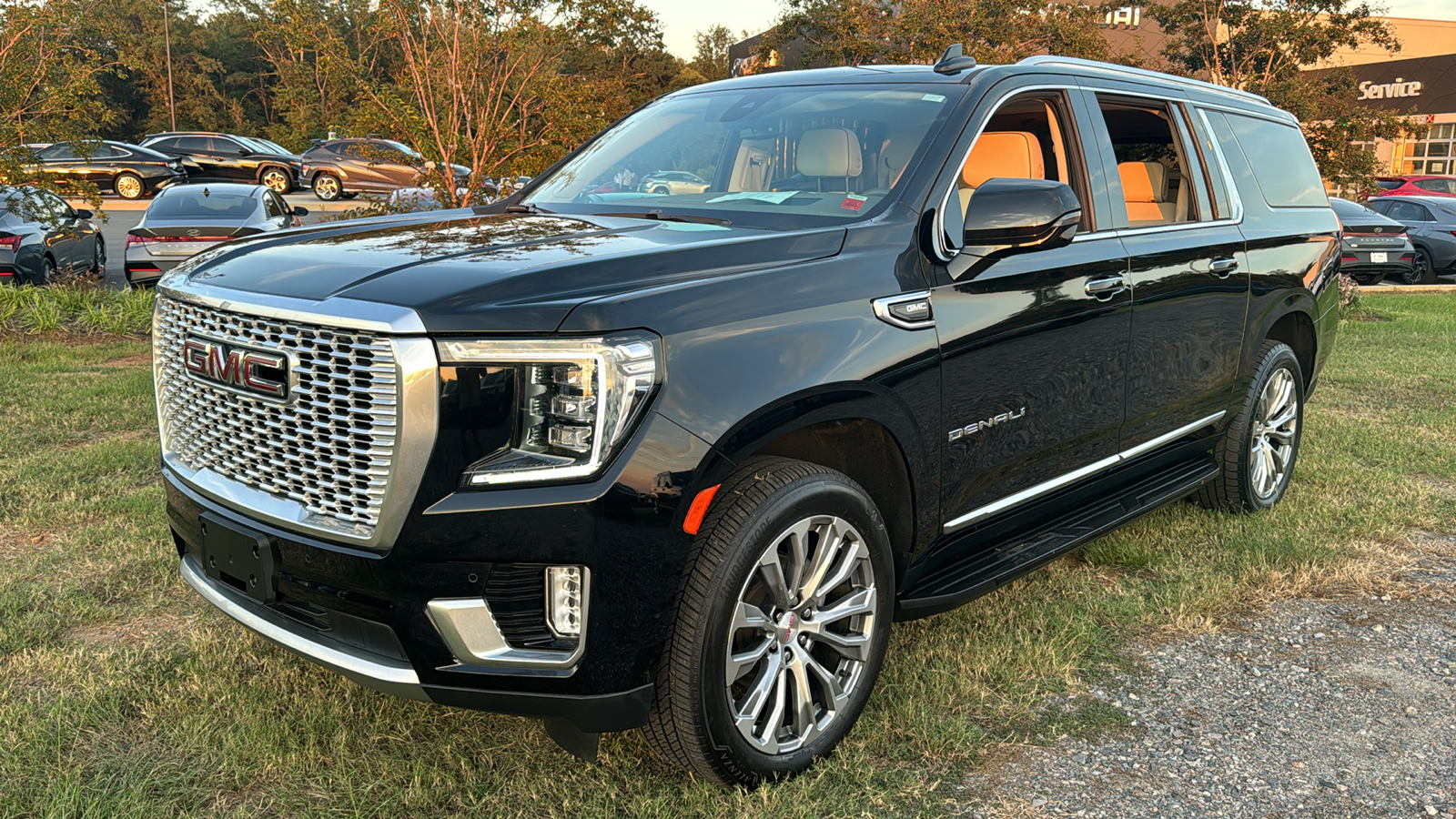 2021 GMC Yukon XL Denali 3