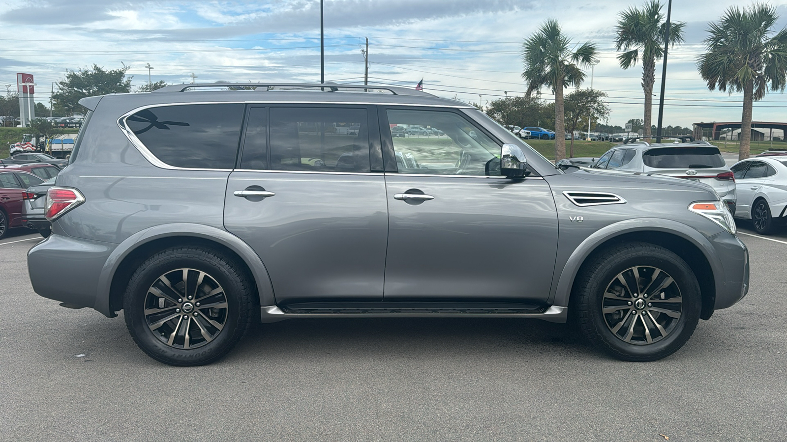 2017 Nissan Armada Platinum 8