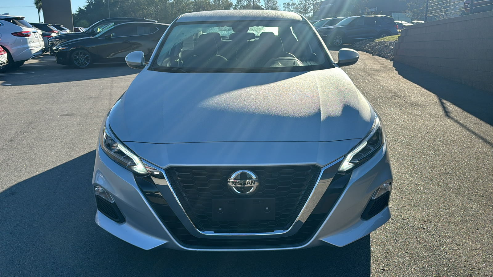 2022 Nissan Altima 2.5 SV 2