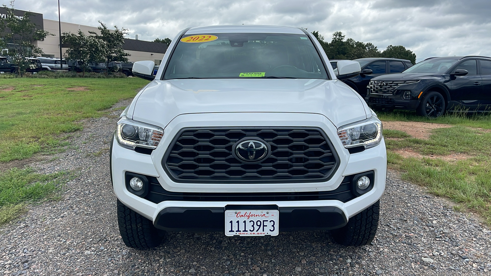 2022 Toyota Tacoma TRD Off-Road 2