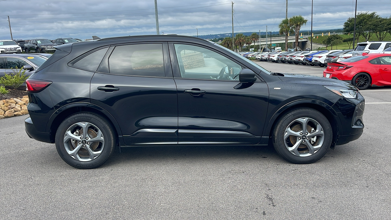 2023 Ford Escape ST-Line 8