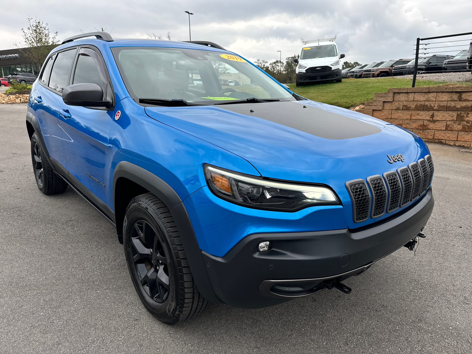 2019 Jeep Cherokee Trailhawk 1