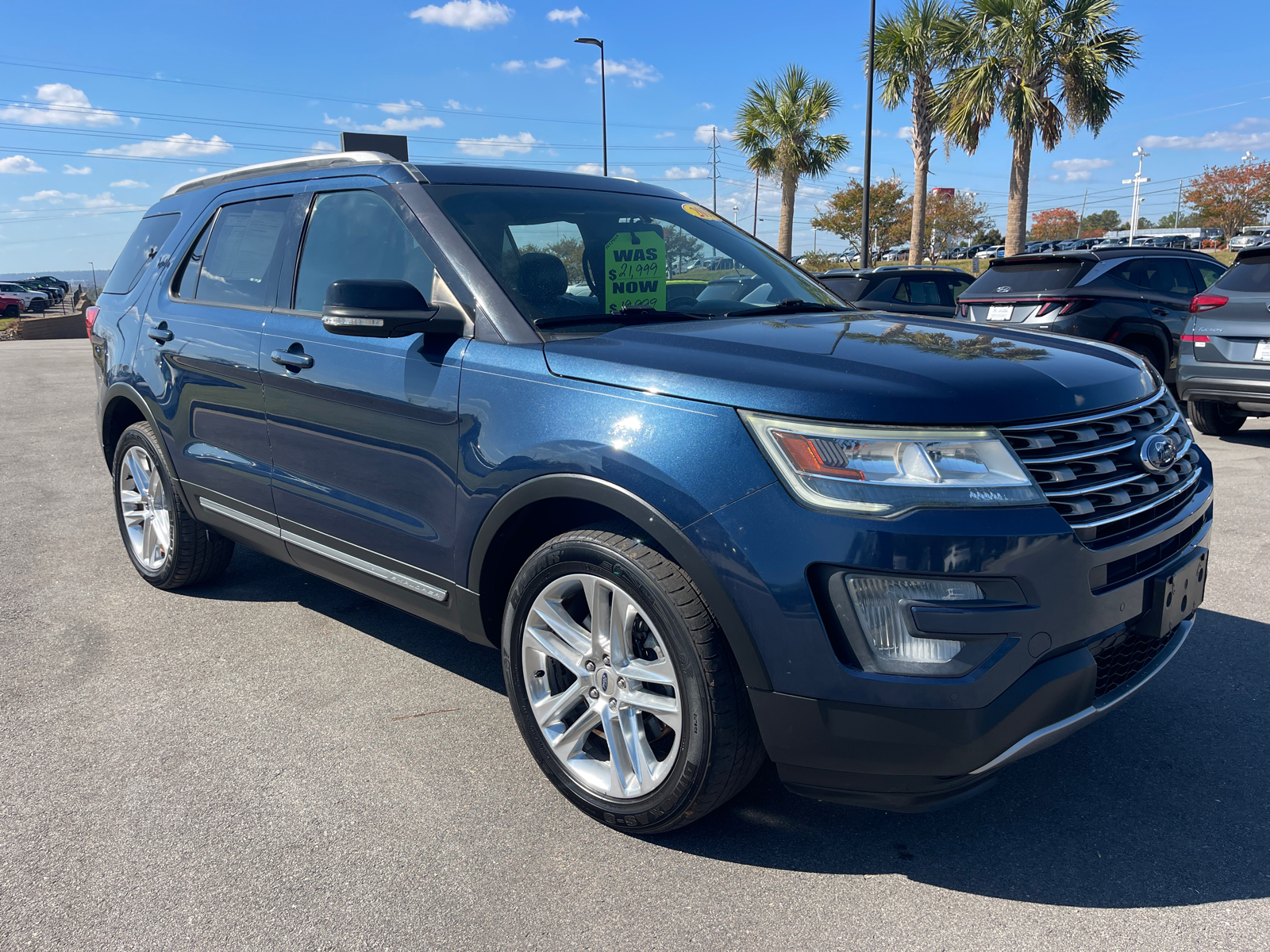 2017 Ford Explorer XLT 1