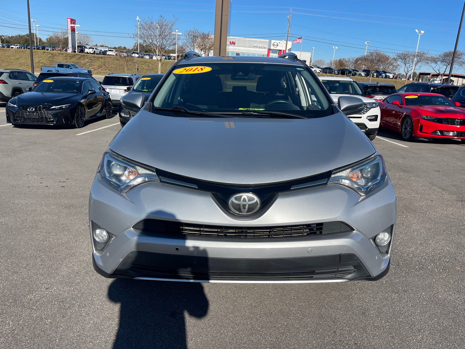 2018 Toyota RAV4 XLE 2