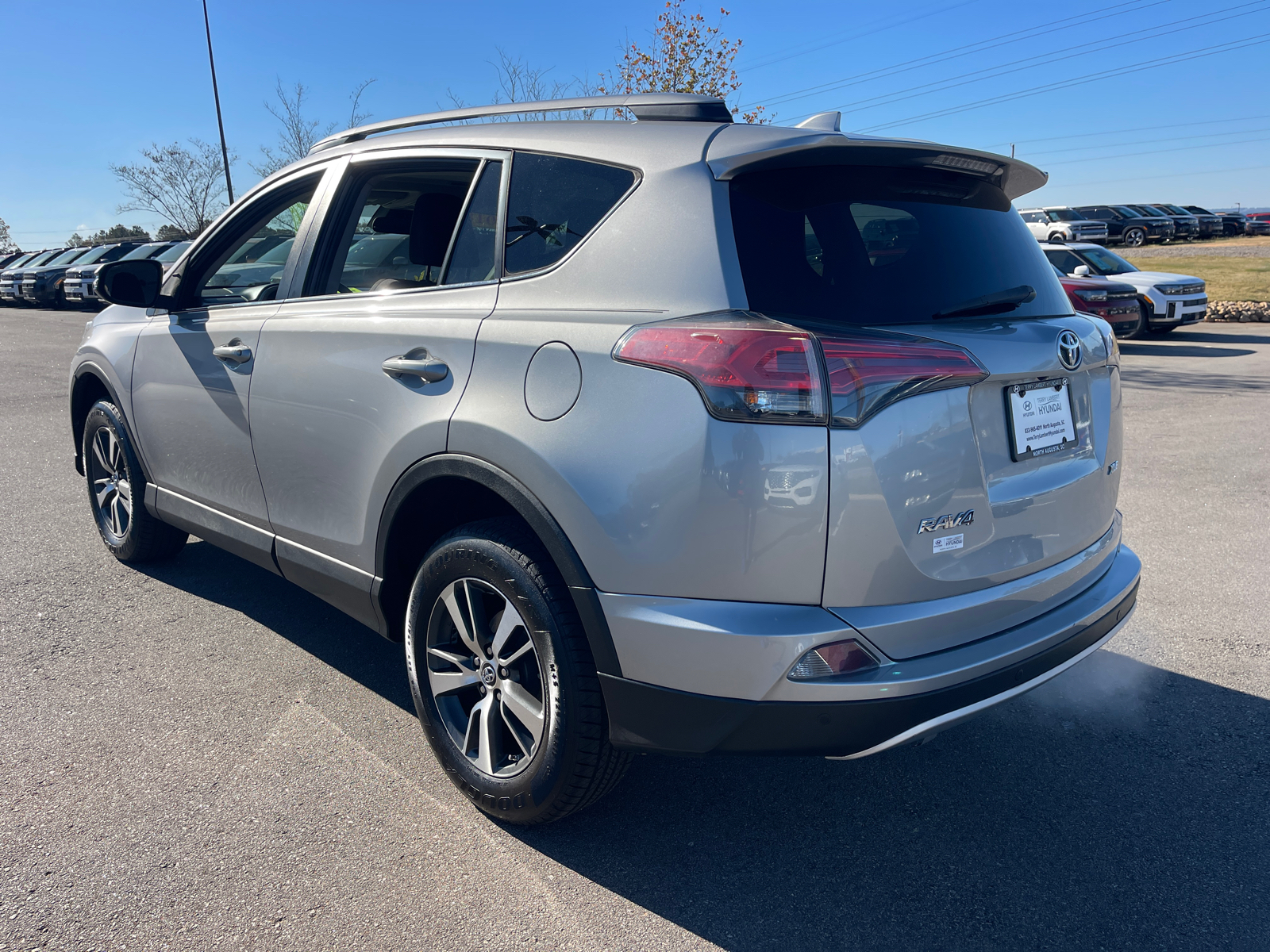 2018 Toyota RAV4 XLE 5