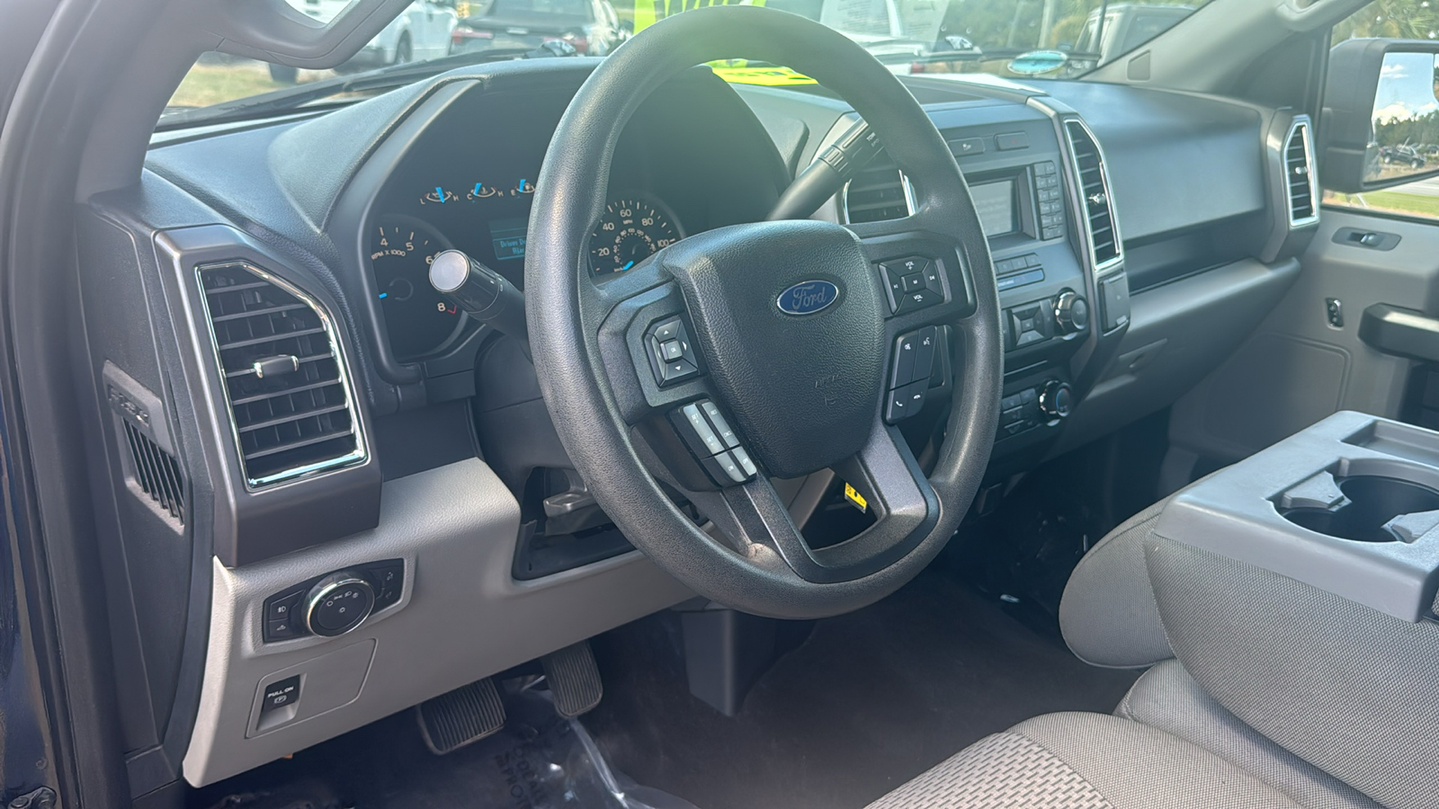 2016 Ford F-150 XLT 25