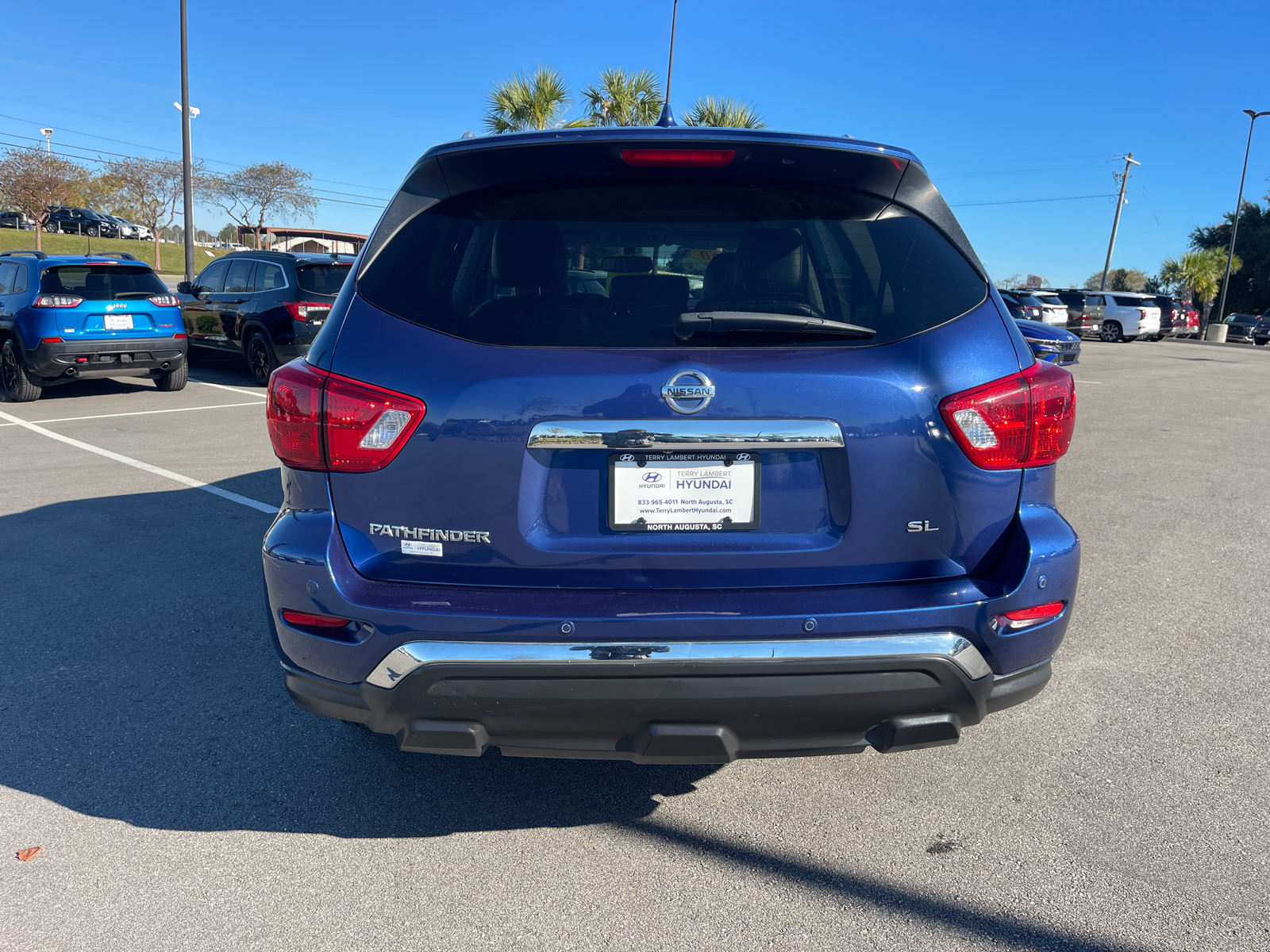 2020 Nissan Pathfinder SL 6