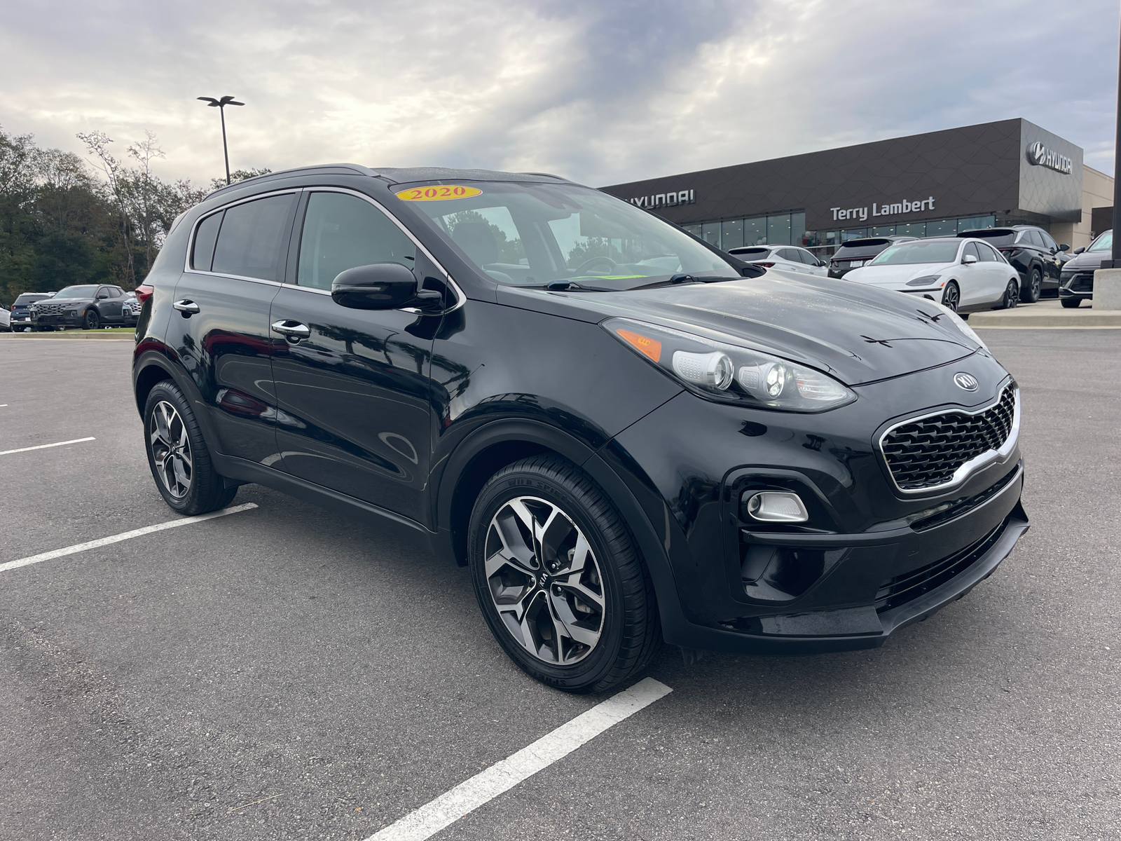 2020 Kia Sportage EX 1